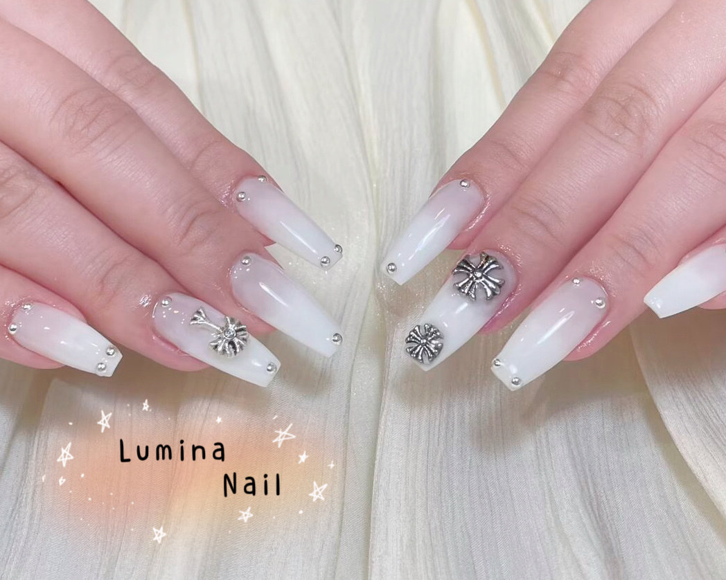 Nail_LUMINA_