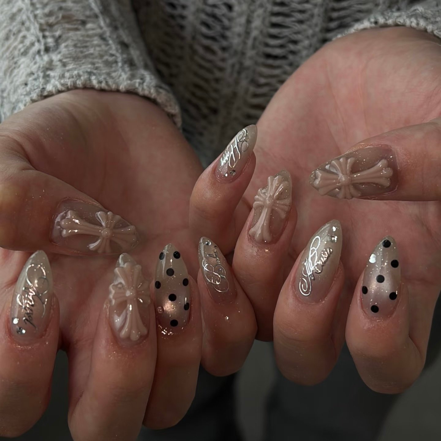 UM_NailSALON
