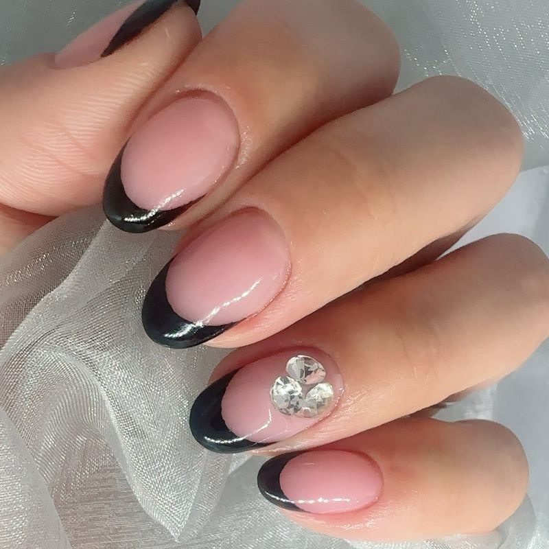 nailsalon éme【エメ】