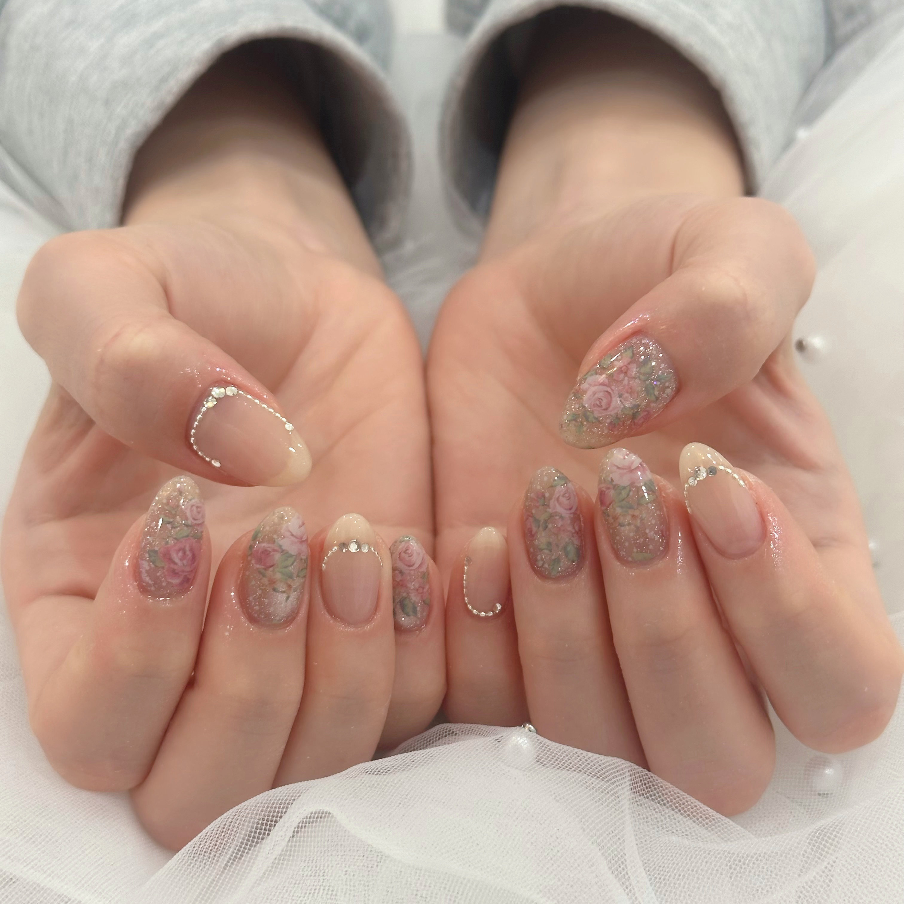y__i.nail