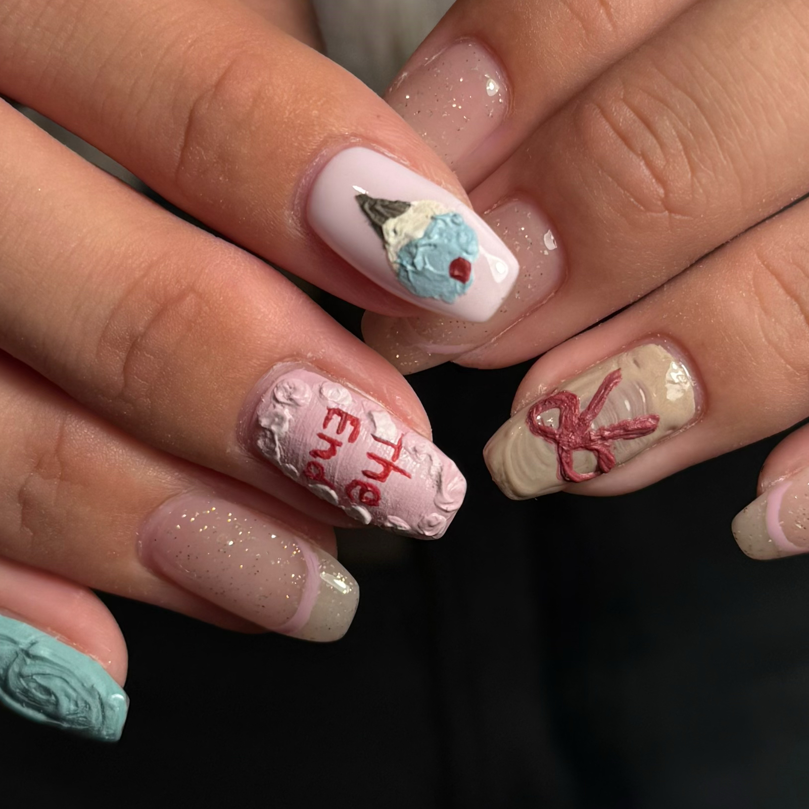 ayla_nail_eyebrow