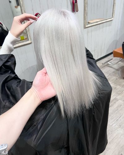 【✨3回目まで限定✨】艶髪ケアブリーチ＋透明感ケアカラー＋内部補修トリートメント