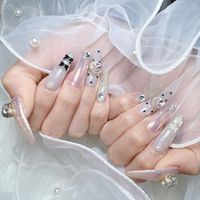 Nail_eimi31