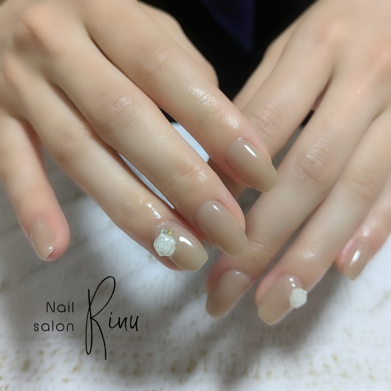 Rinu_nail