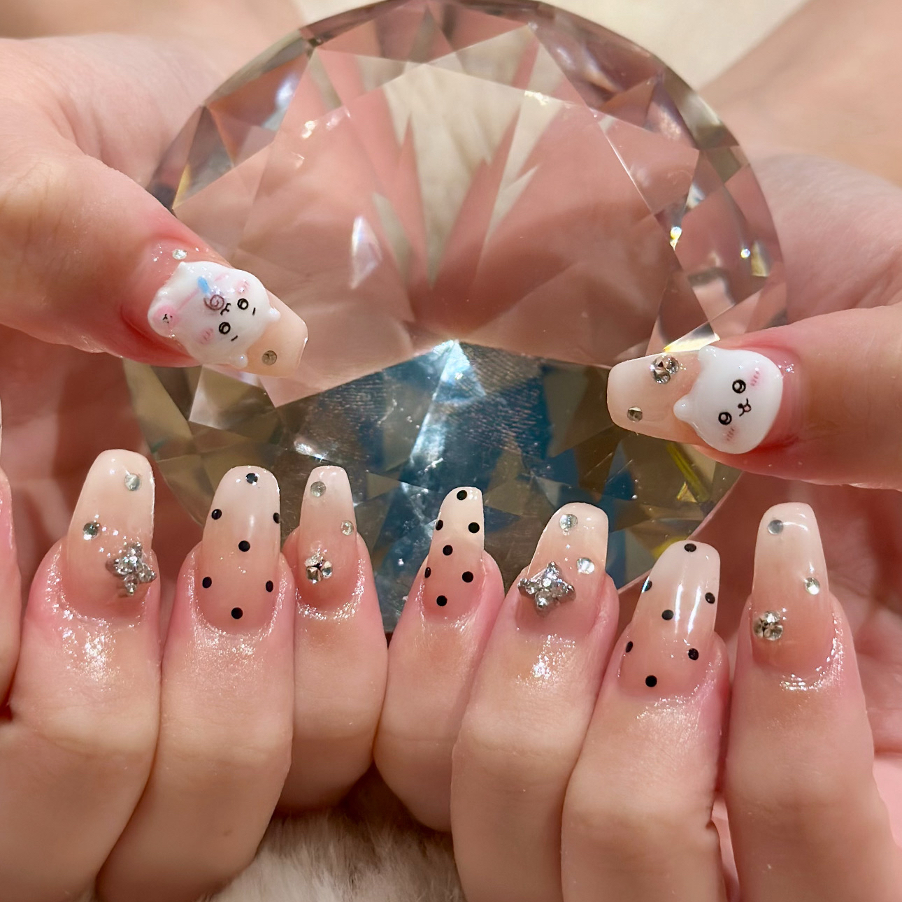 Nail_salon.aya