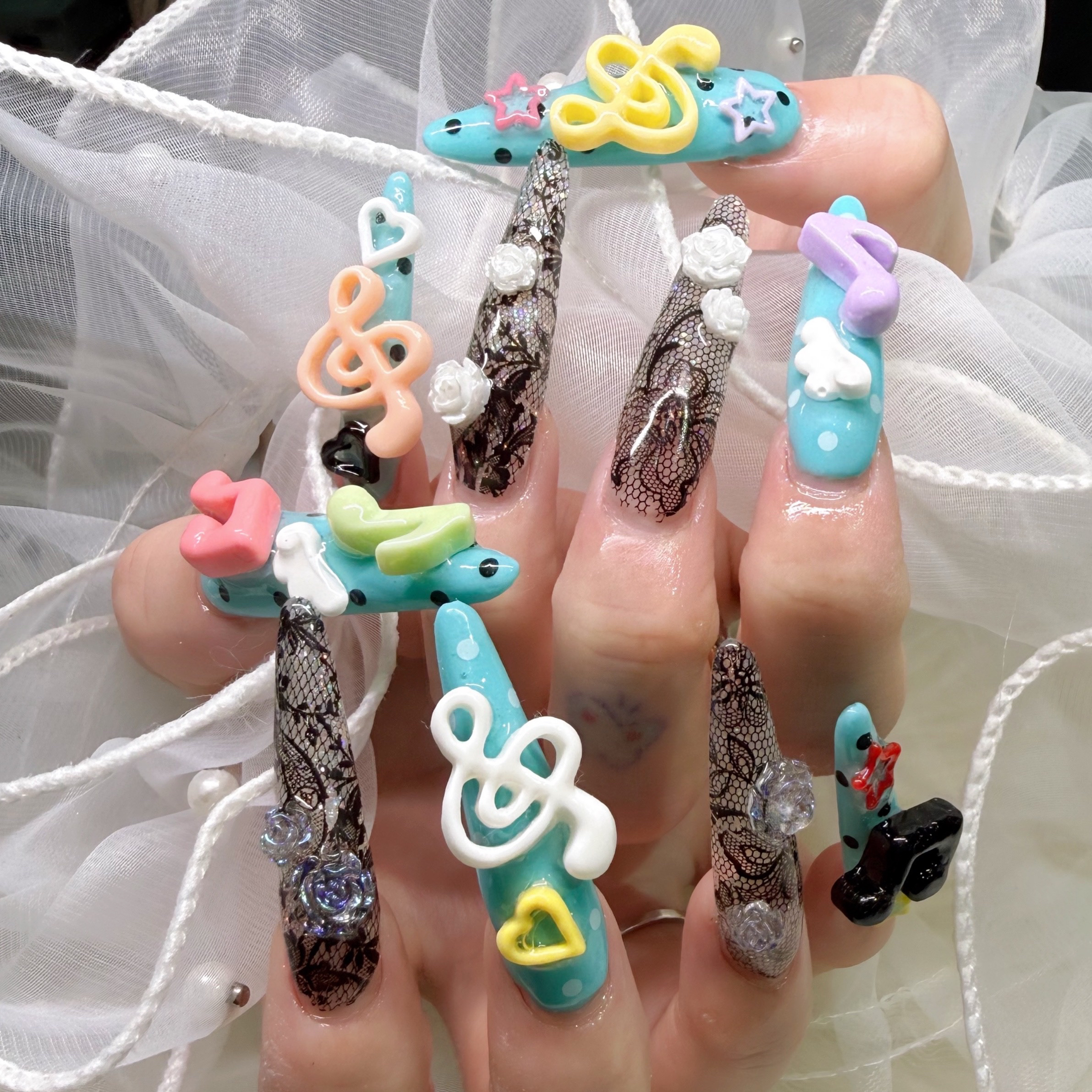 rluce_nail