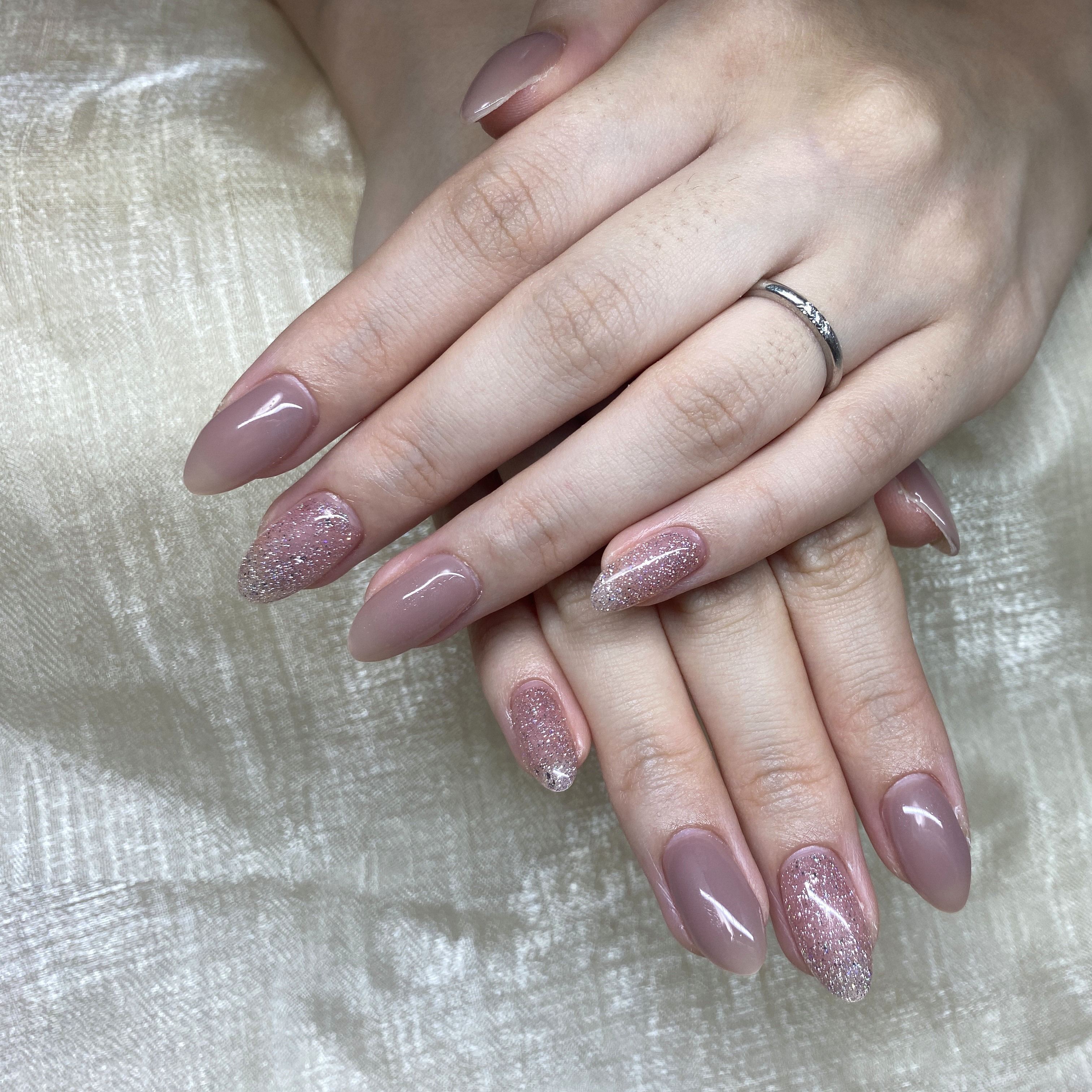 Hana__Mionail