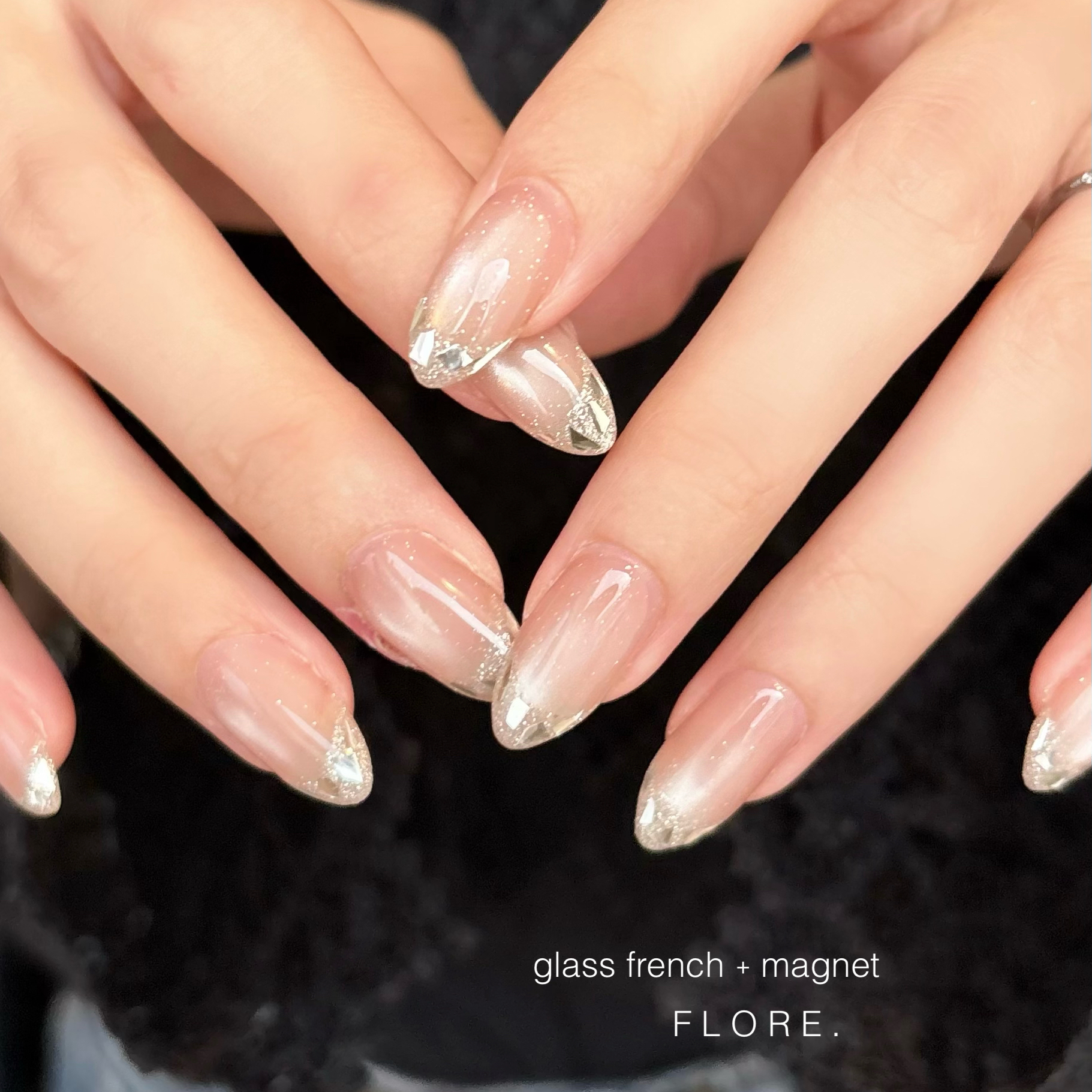 flore__nail