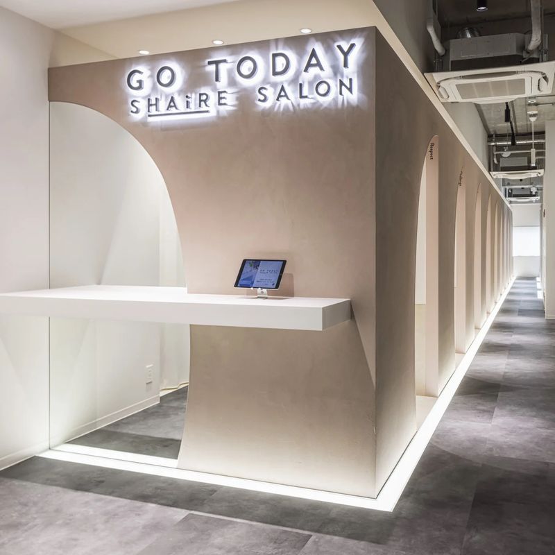 GO TODAY SHAiRE SALON 横浜Mare店