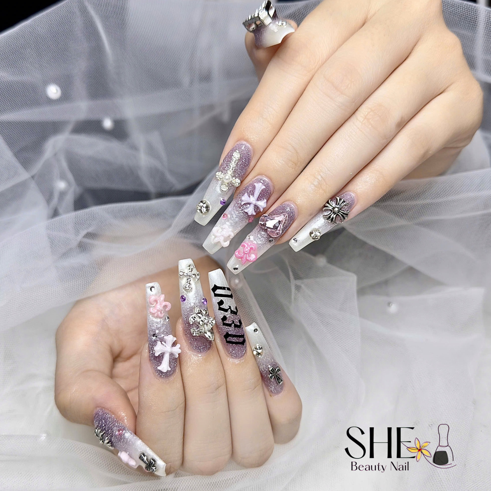 SHE_NAIL_