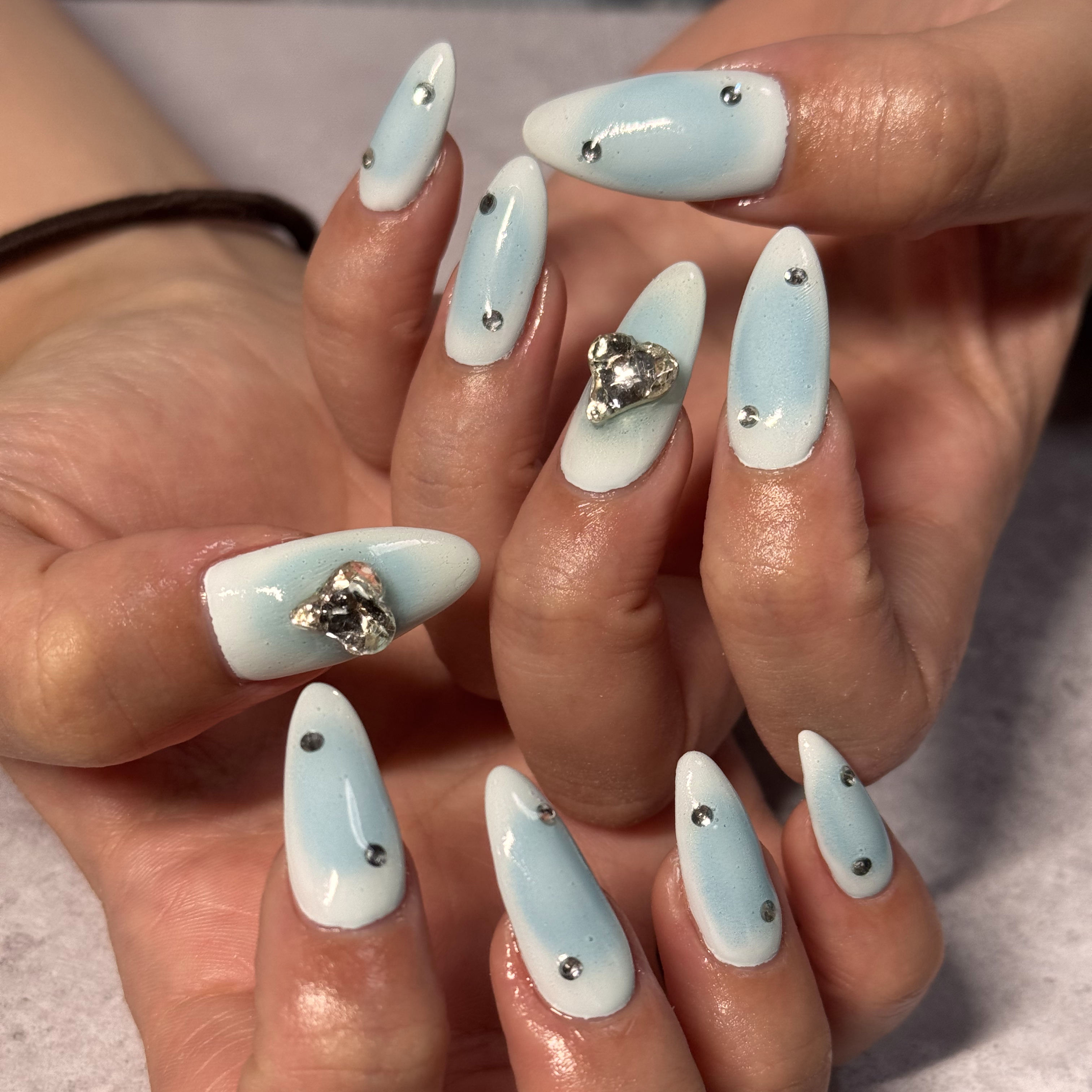 Rire.nail