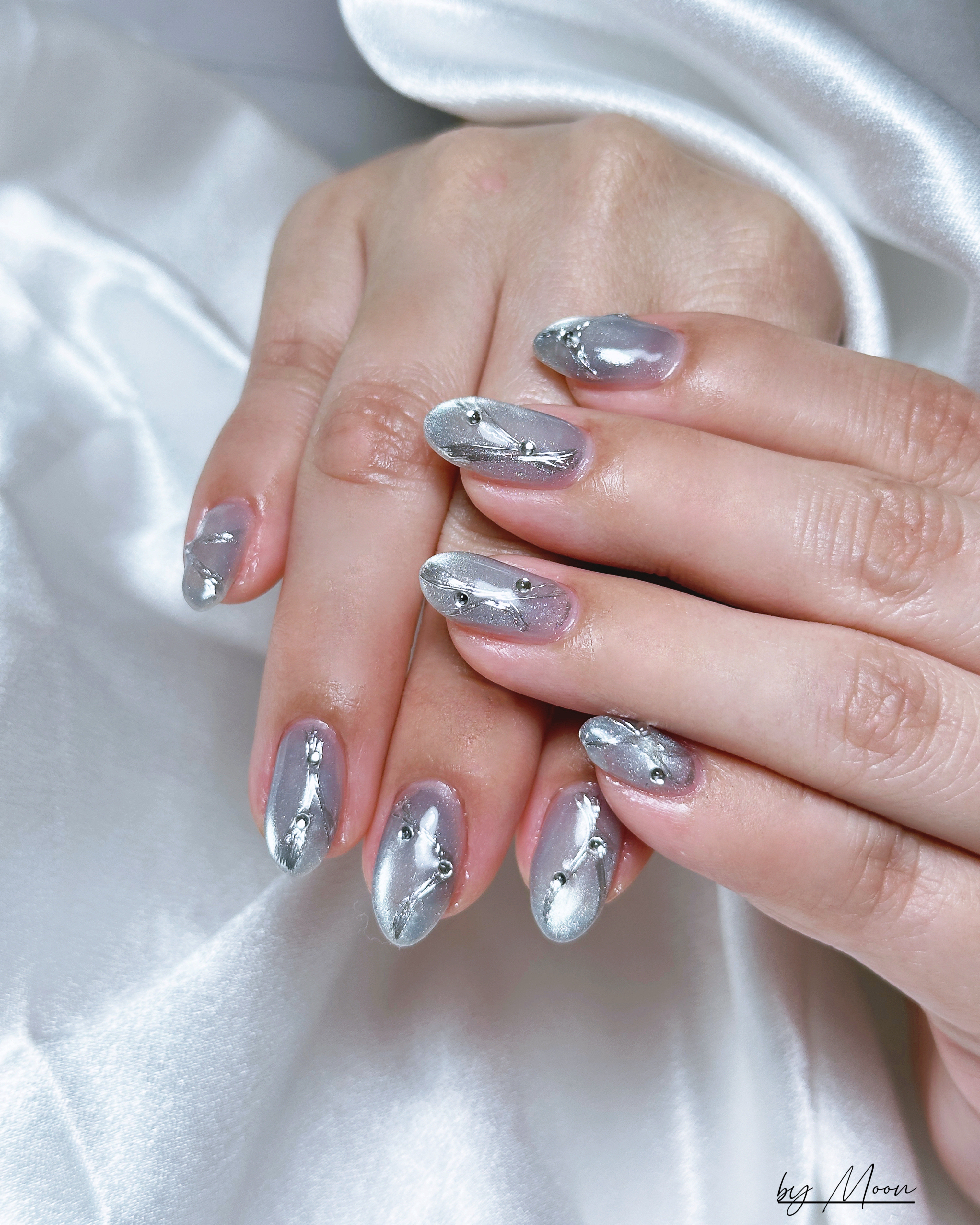 Moon_nail96