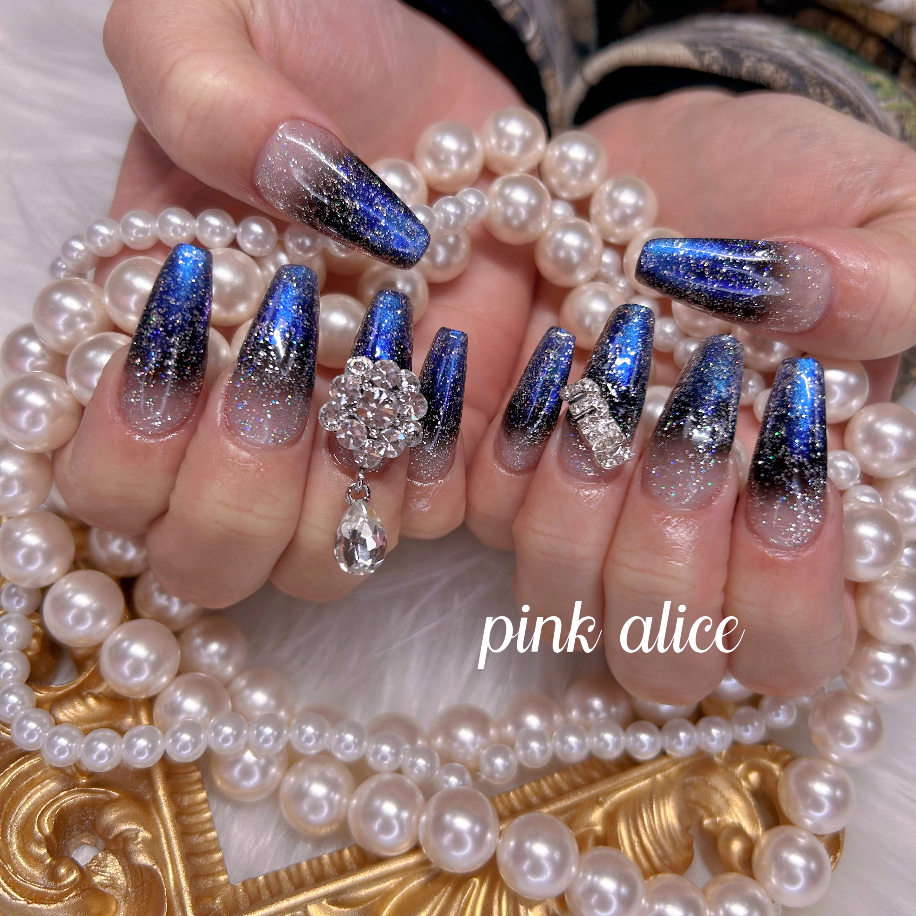 pinkAlice