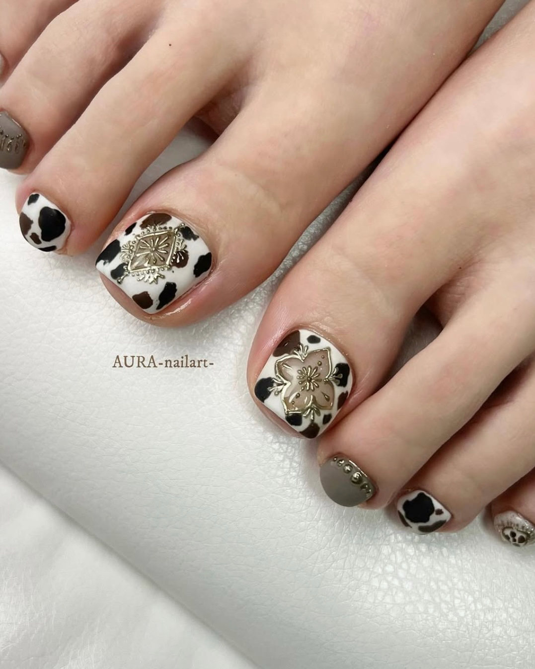 AURA_nailart