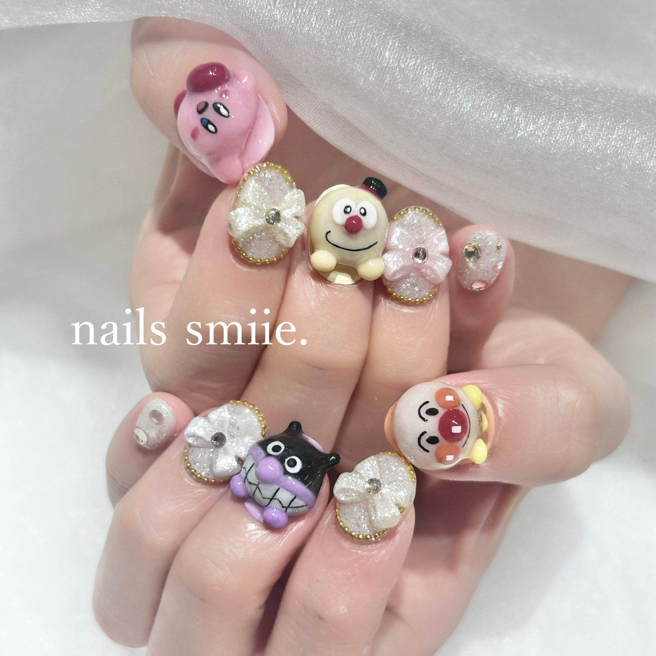 nails_smiie.