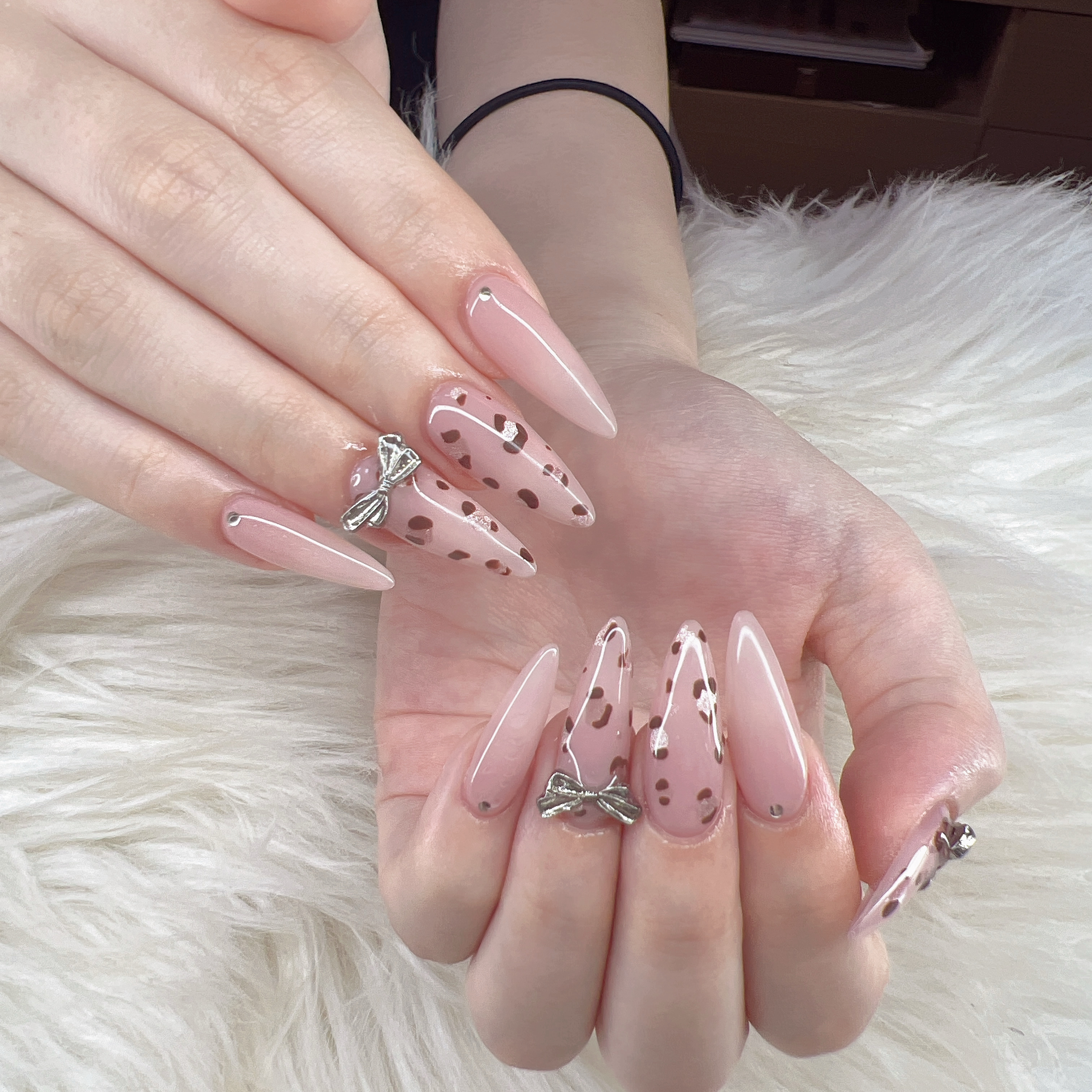 Nail_by_Nami