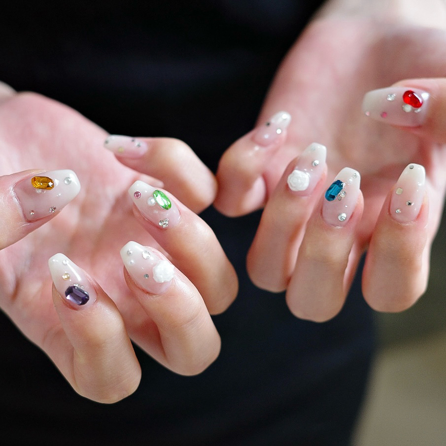 NAILSALON_pointille