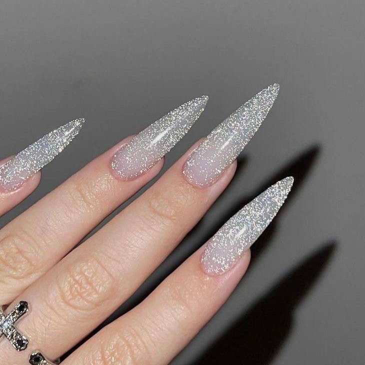 Emiii_ana.chuo_nail