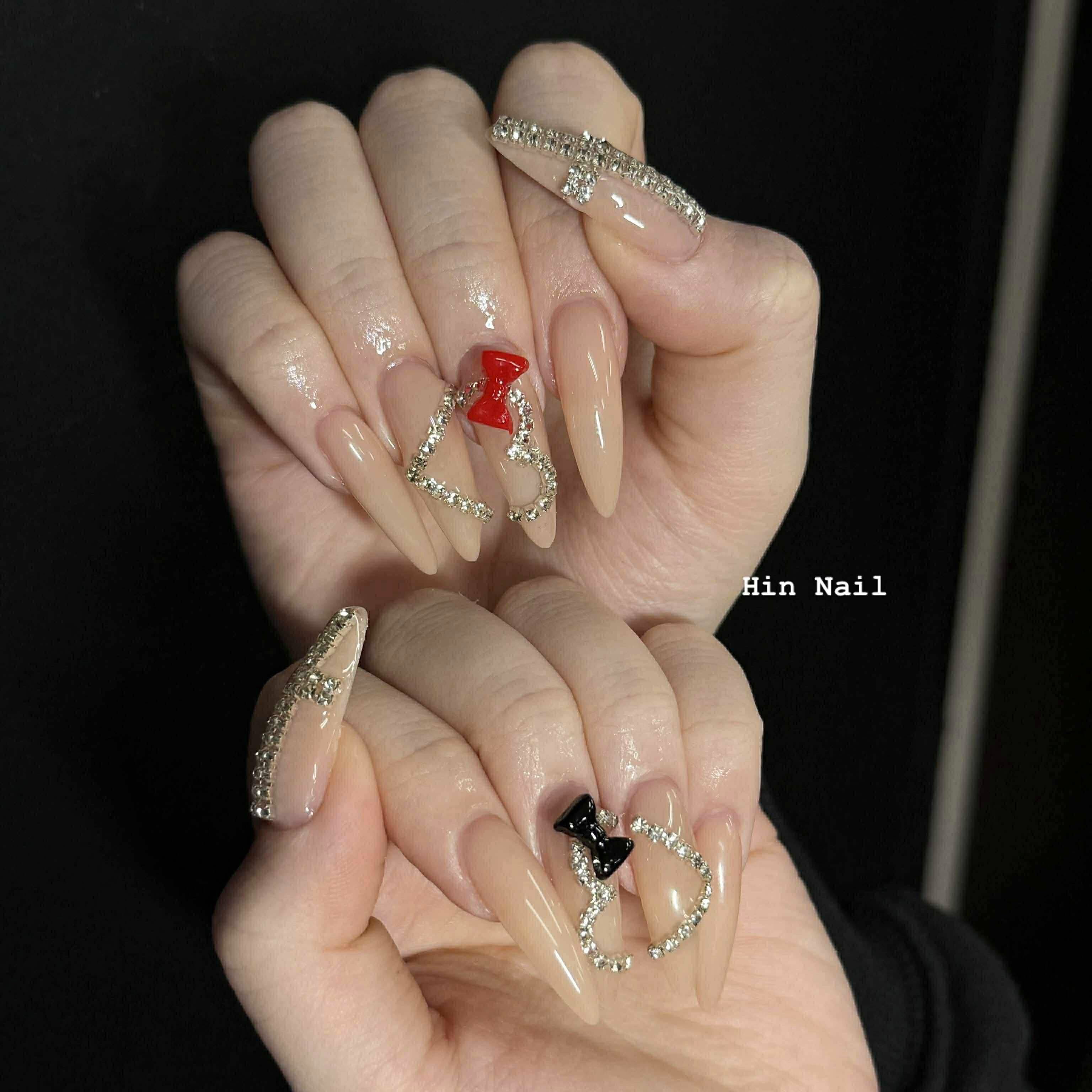 hin_nails