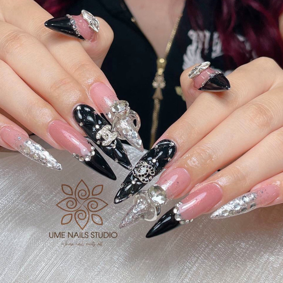 Akina_nail_ume