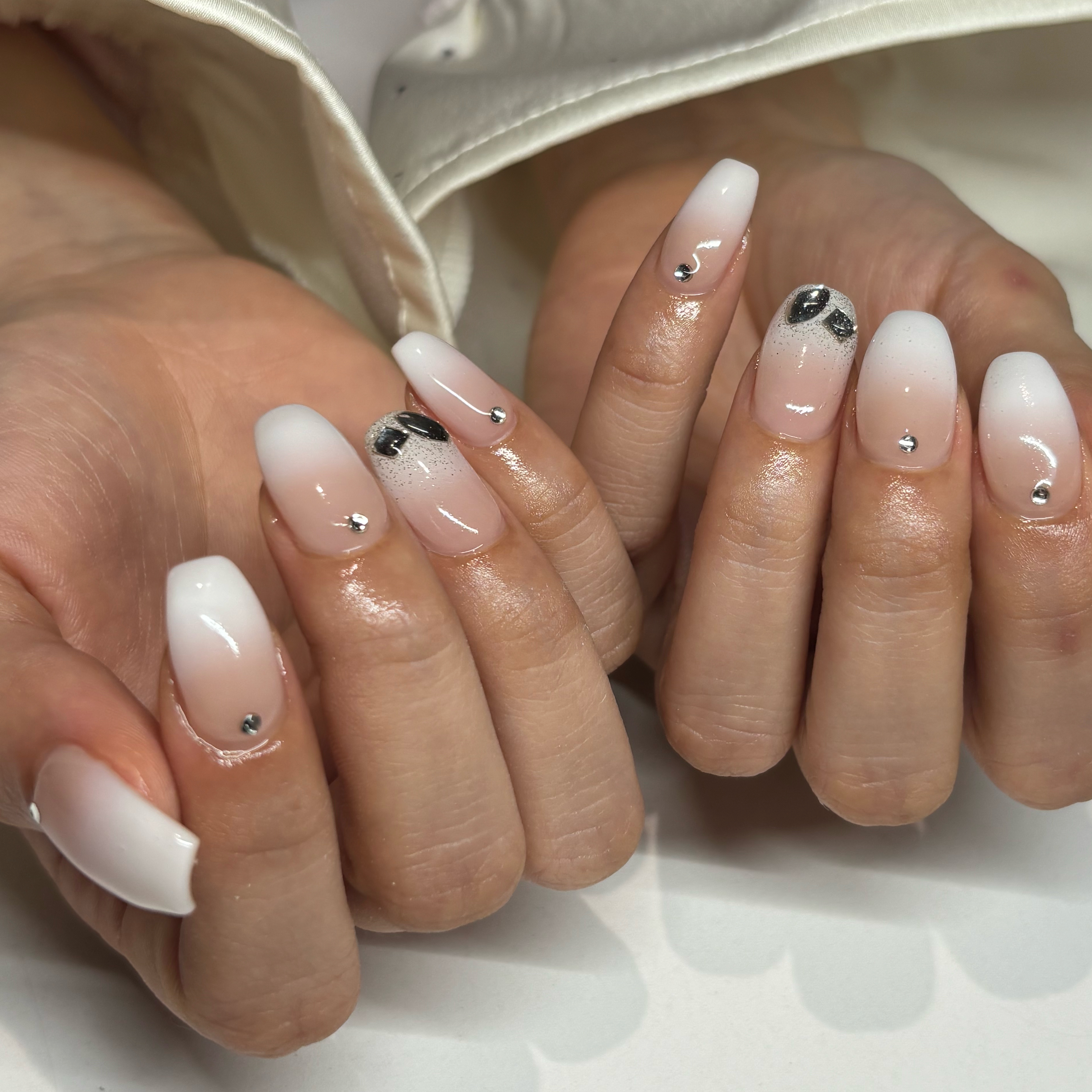 rei_s2_nail