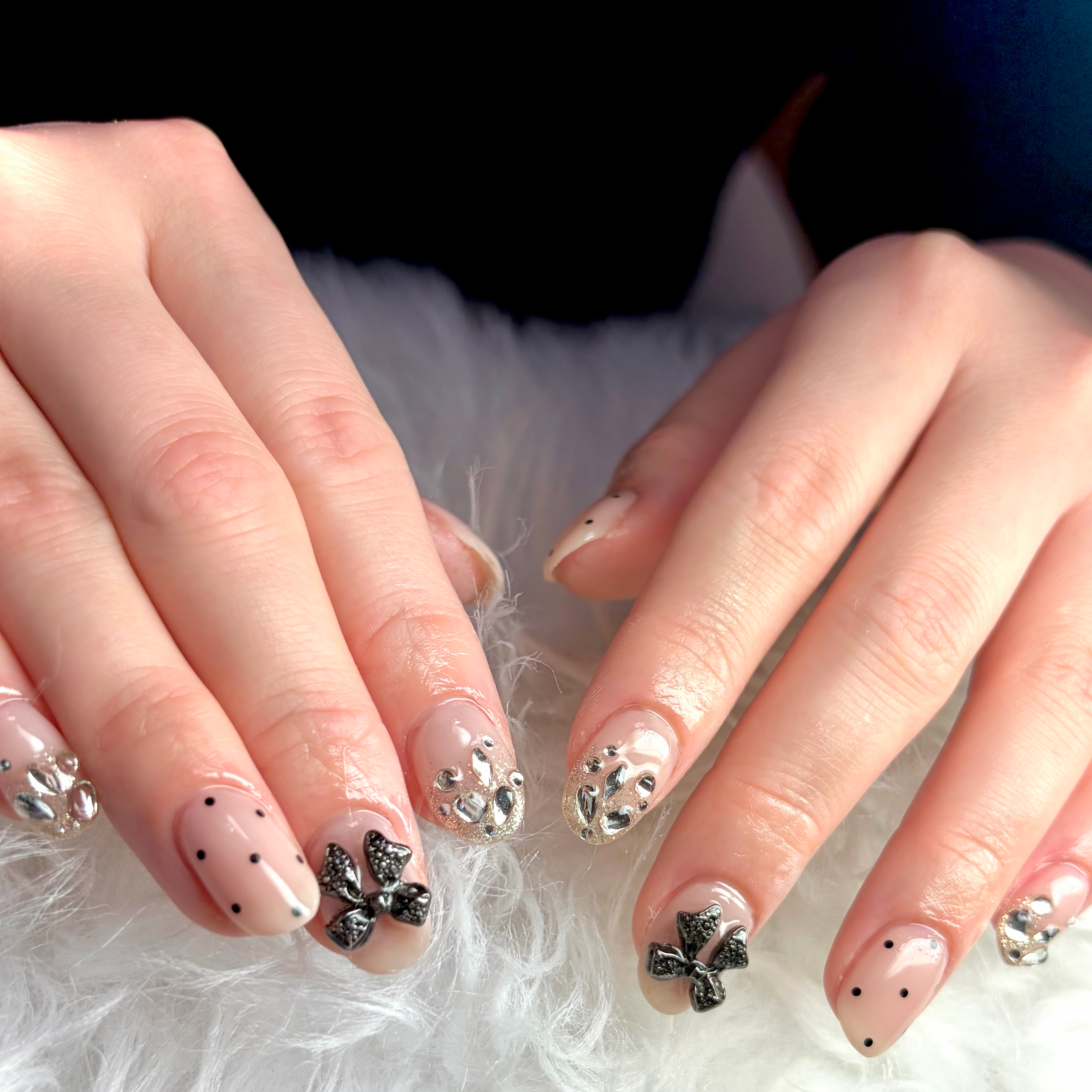 NailroomA