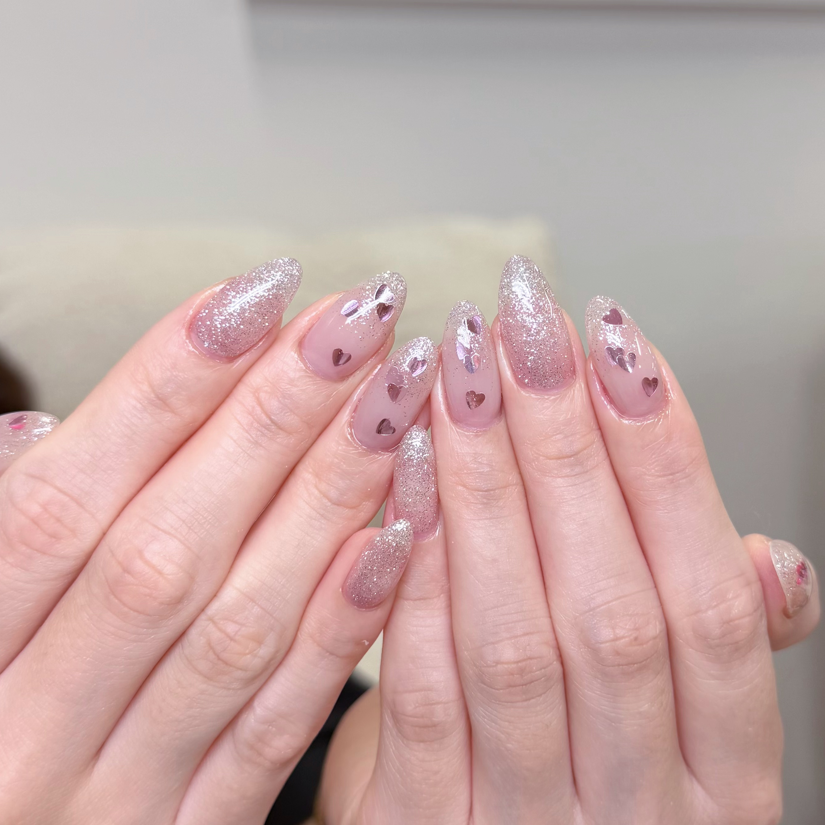 FLY_nail_salon_