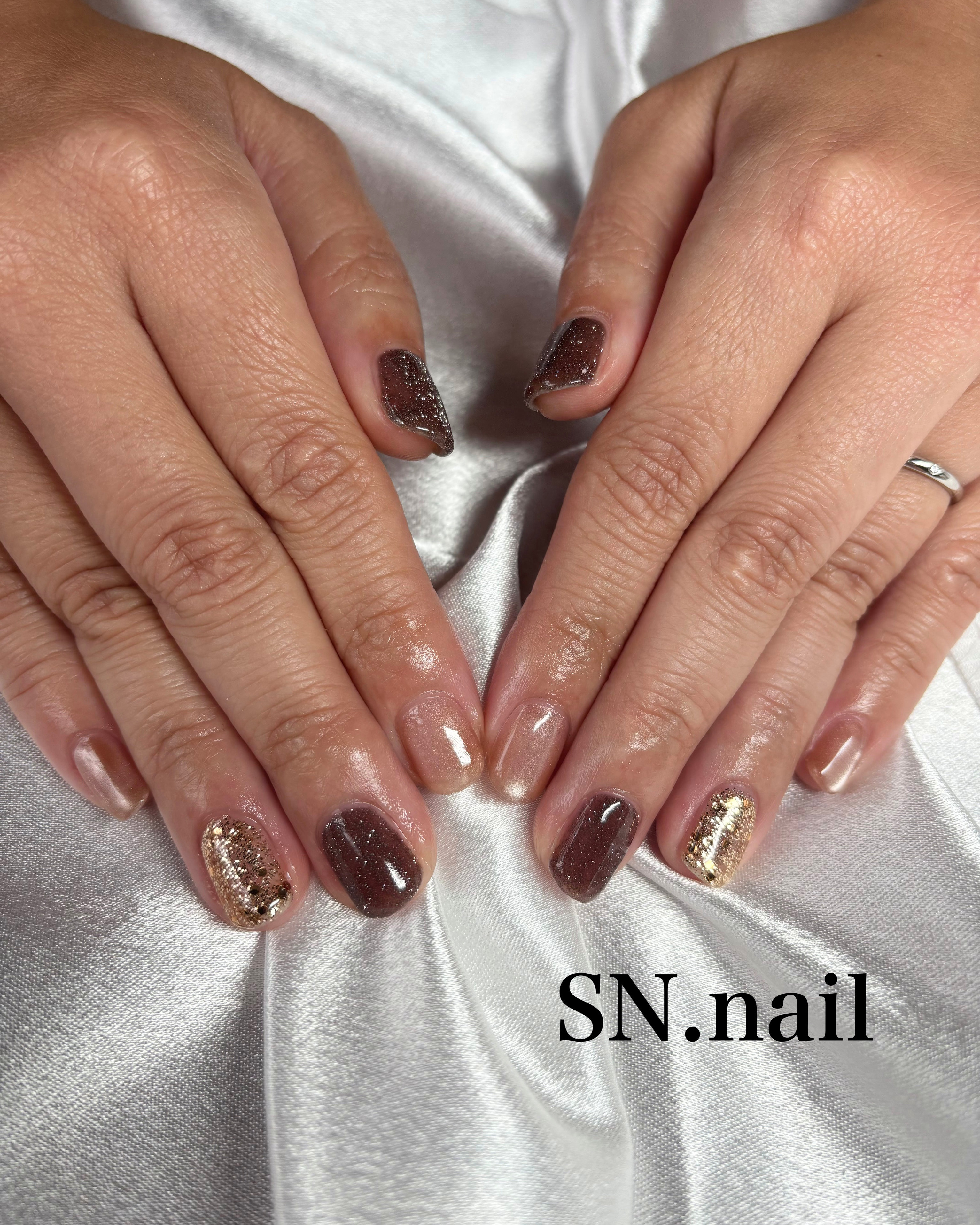 SN.nail
