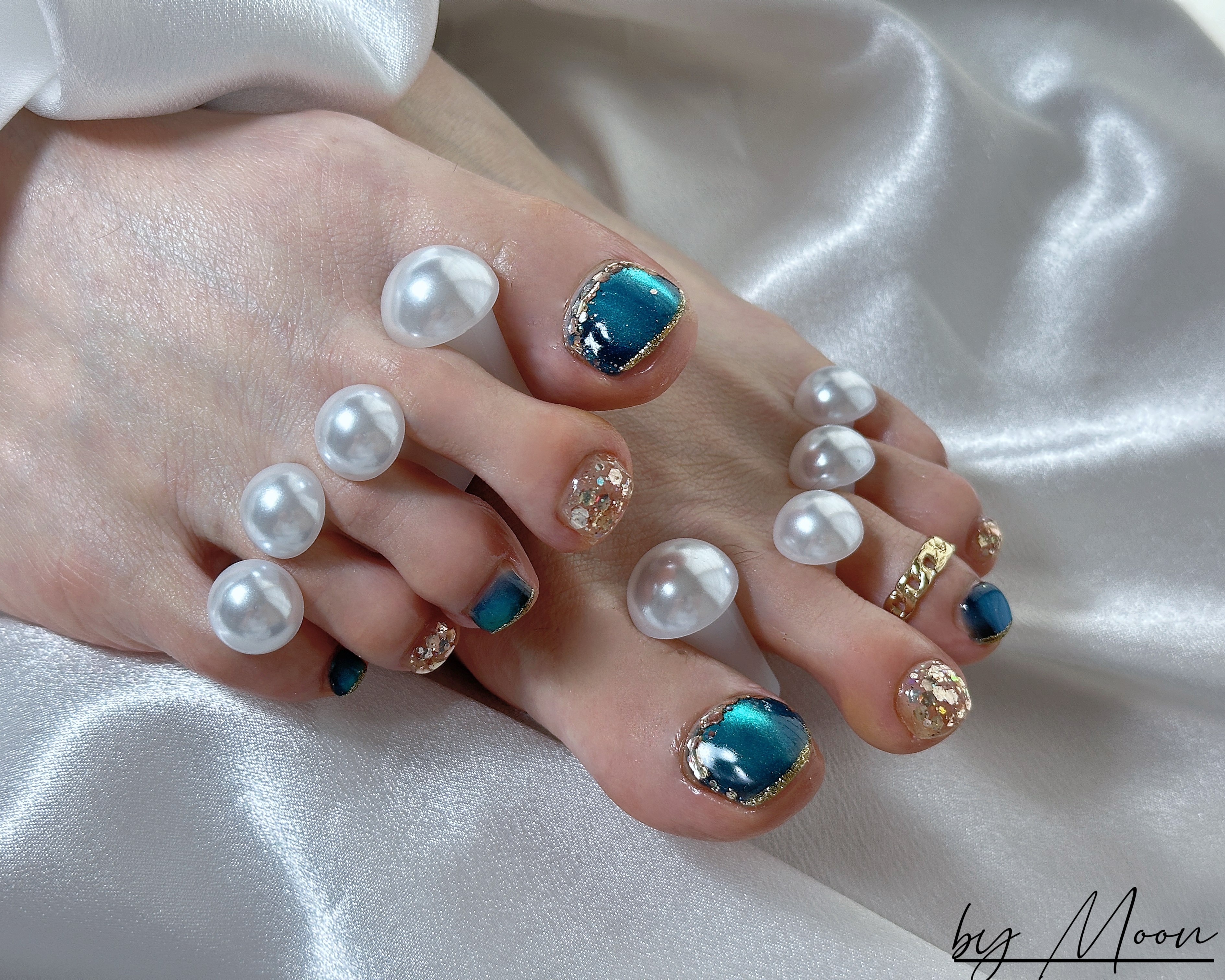 Moon_nail96
