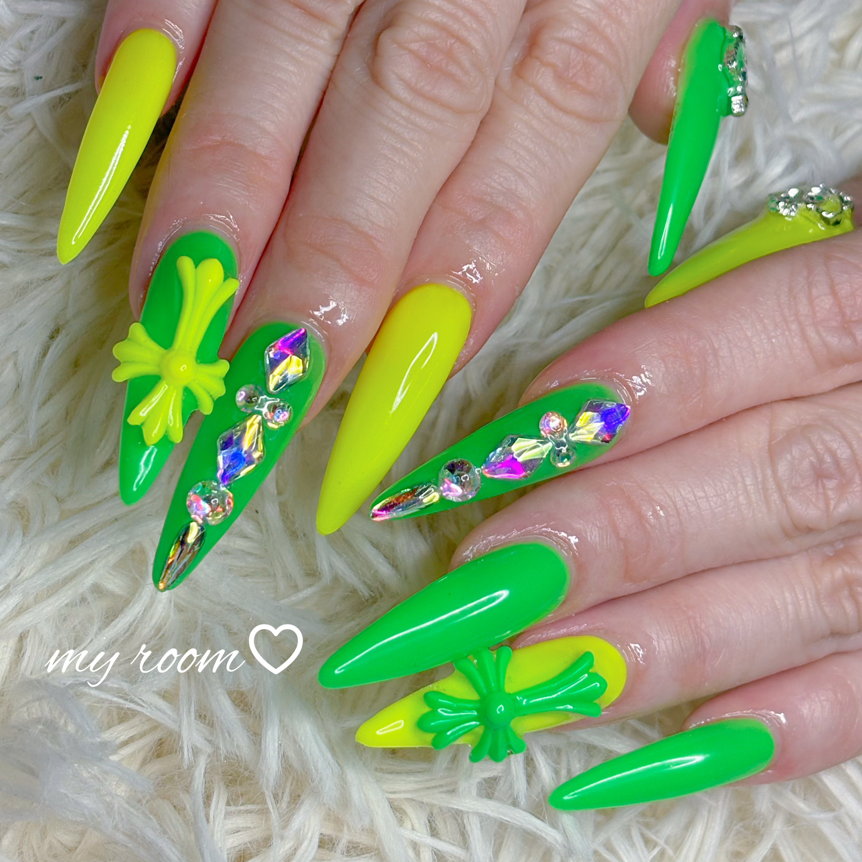 my_room.nail