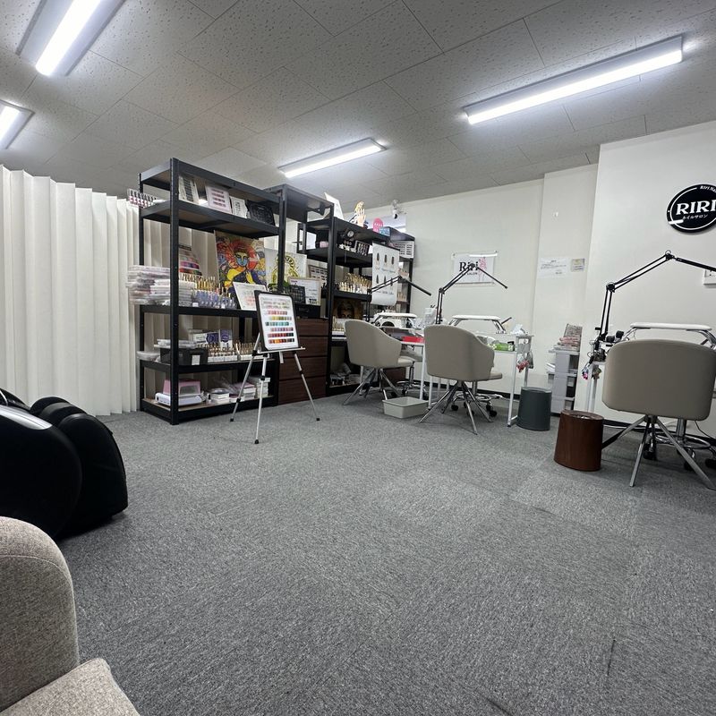 RiRi Nail Studio
