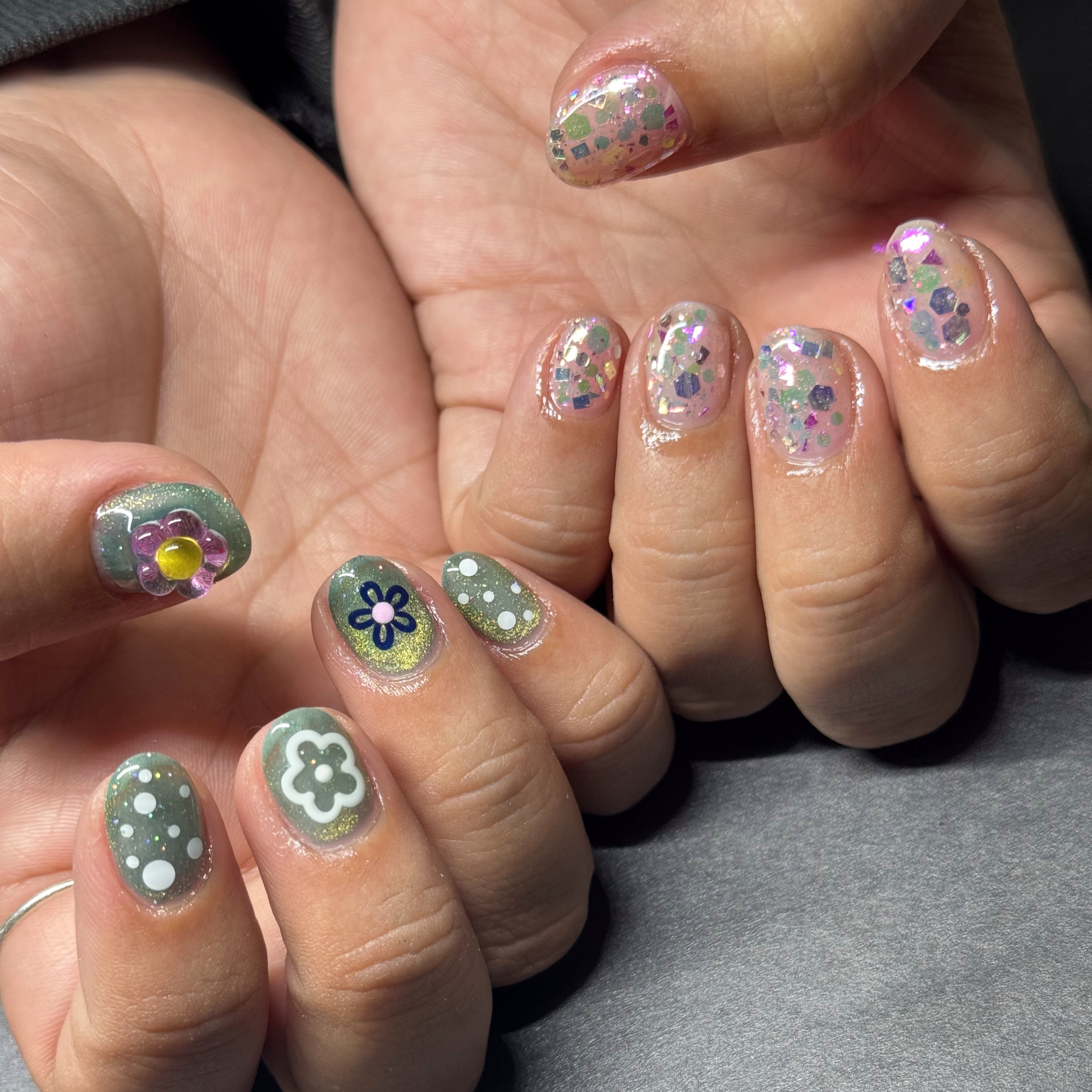 muni.nail