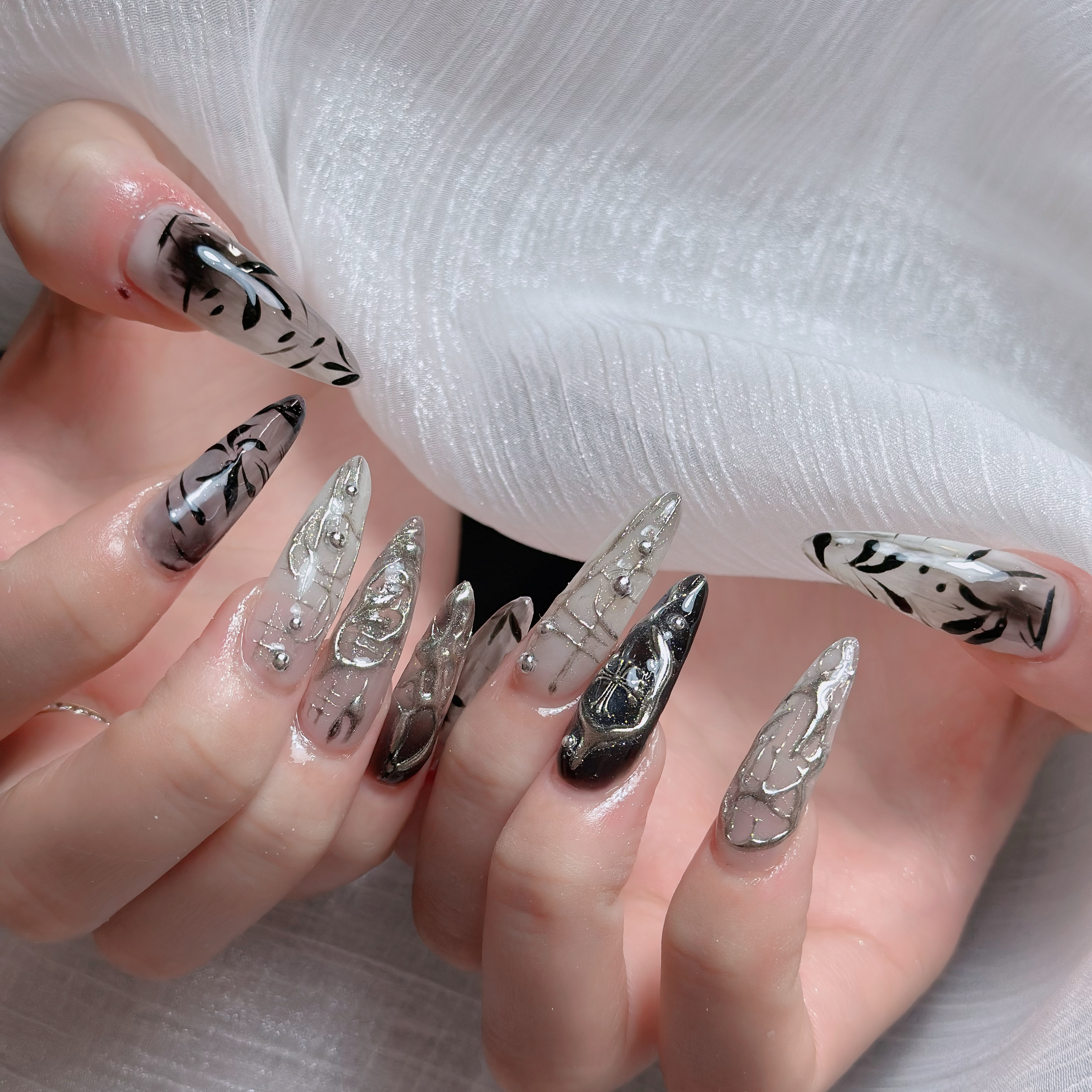 Ami_Nail_reina