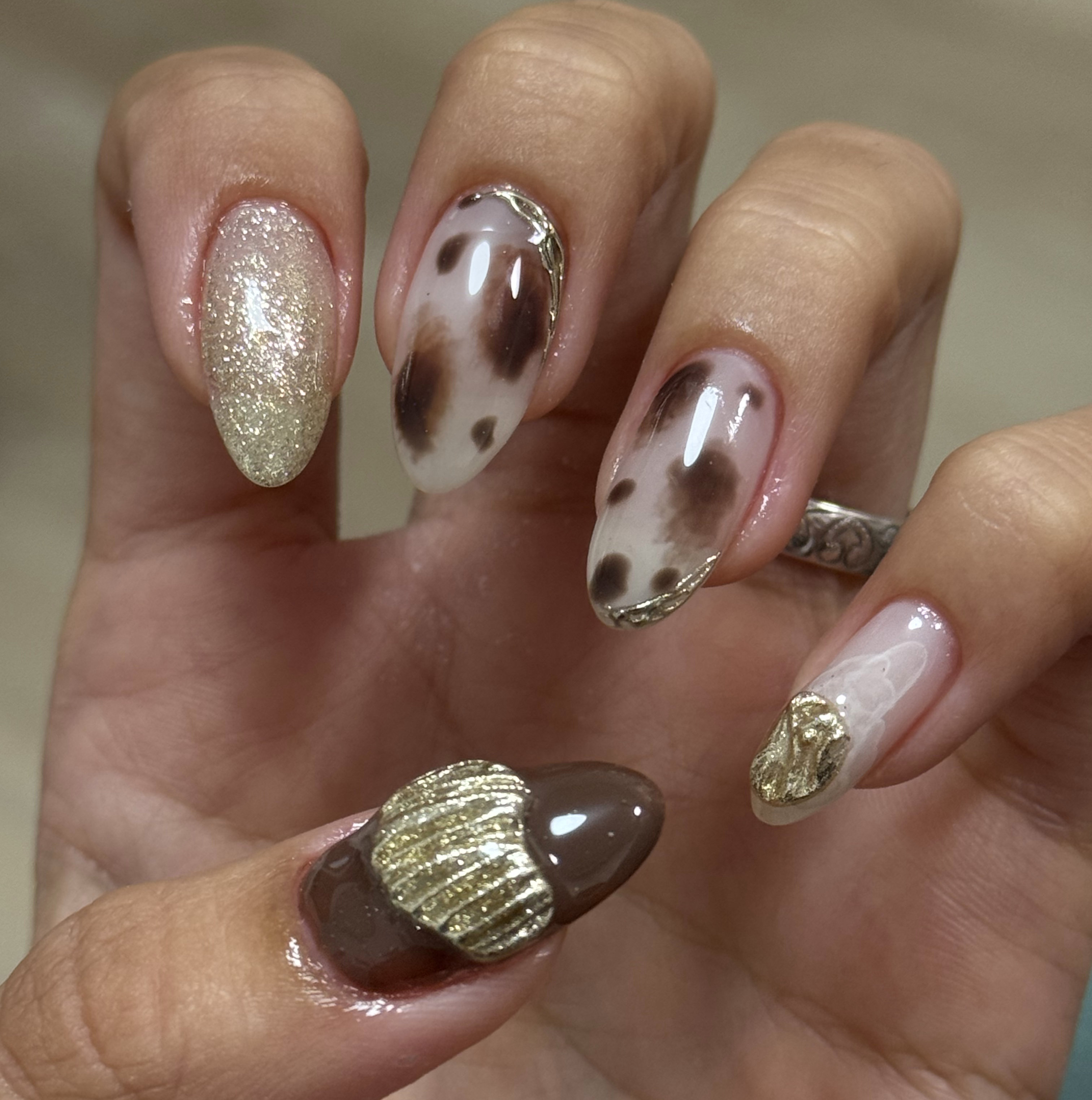 Moa_nail