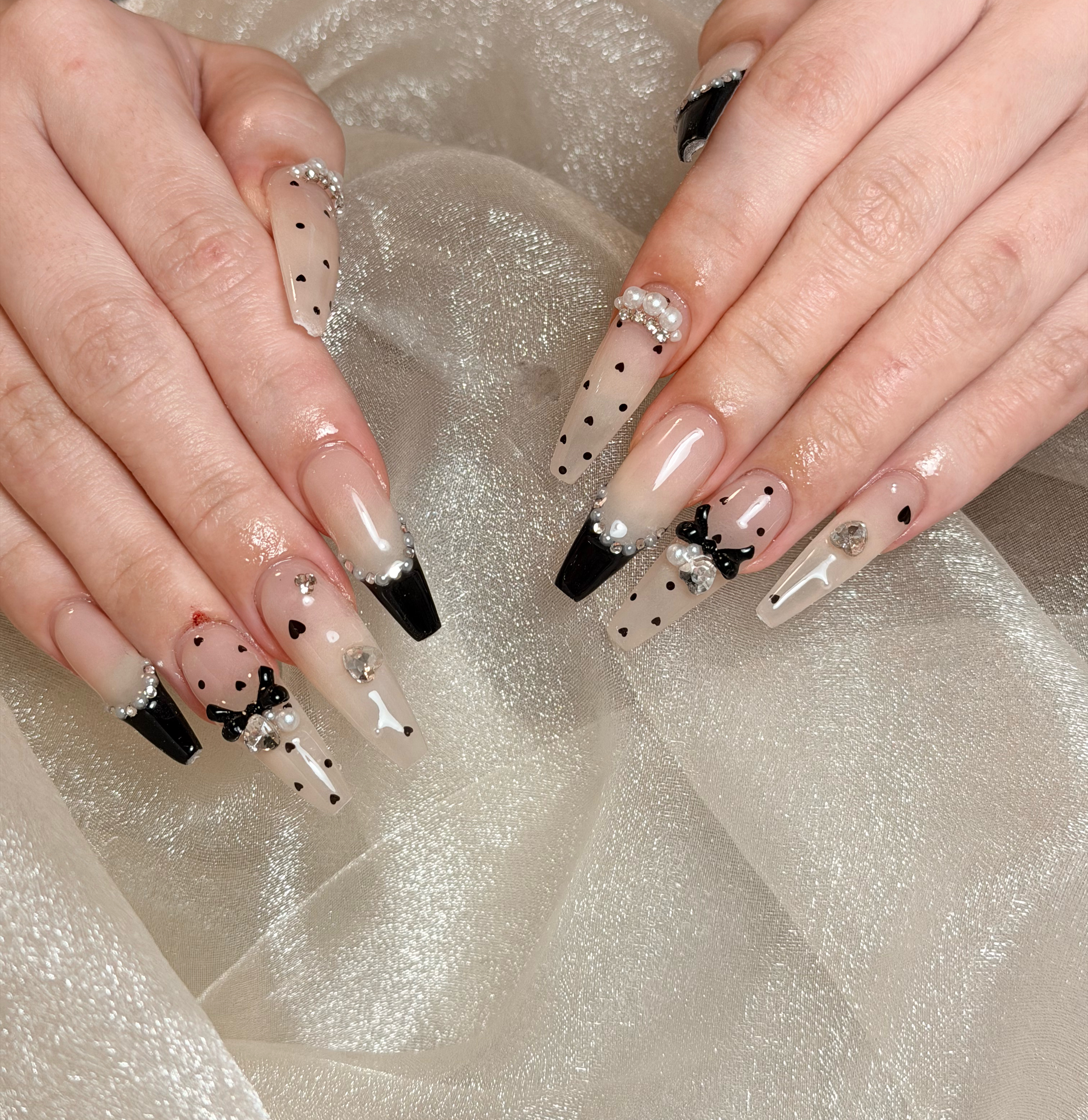 Ublue_Nail