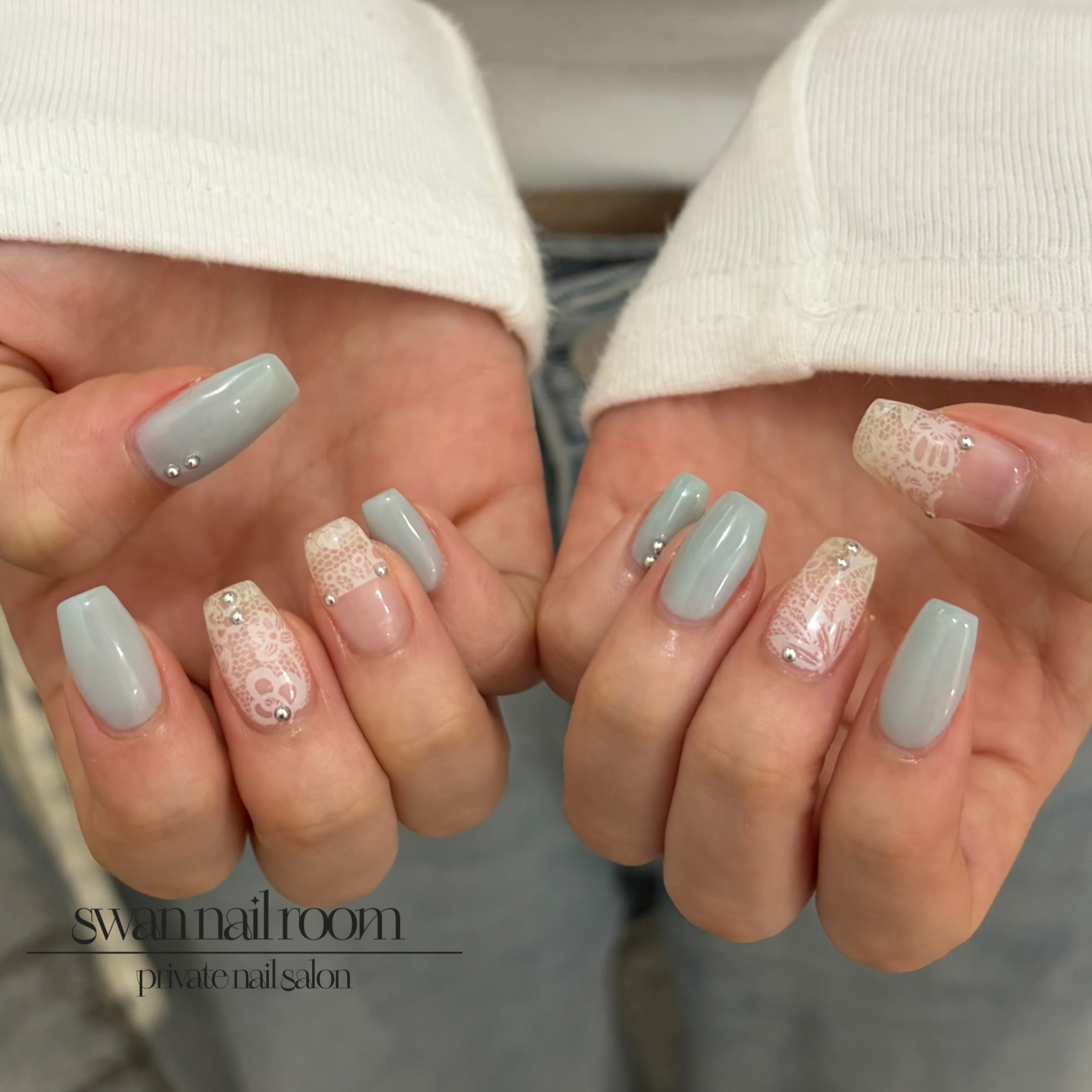 swannailroom