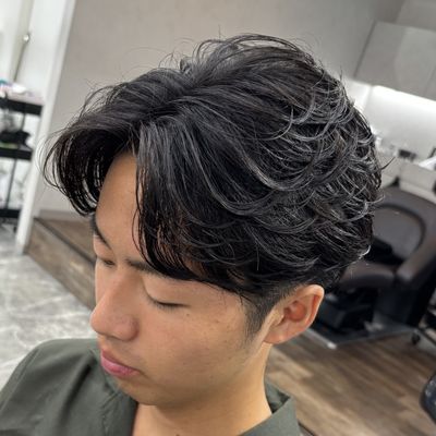 御新規様限定！！
カット+ニュアンスパーマ(フェザー+1100)