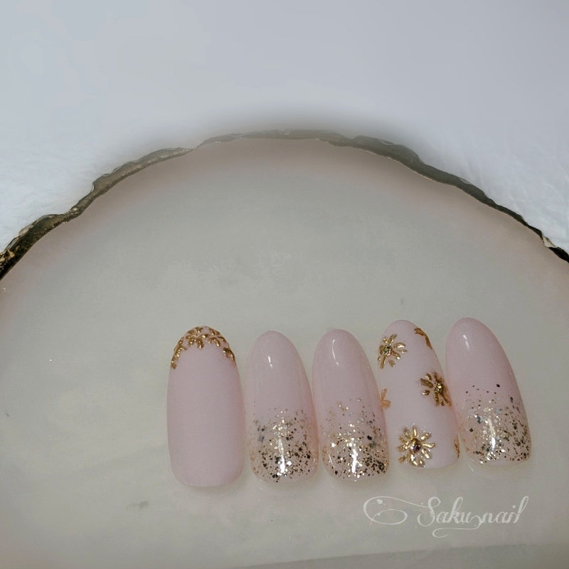 Saku.nail