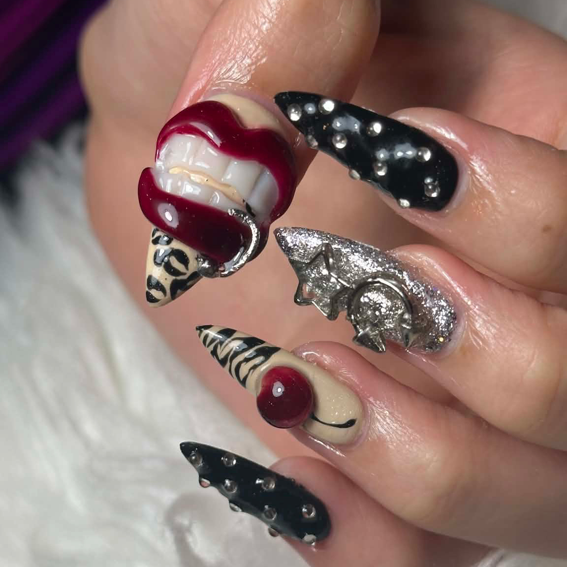 LELUXE