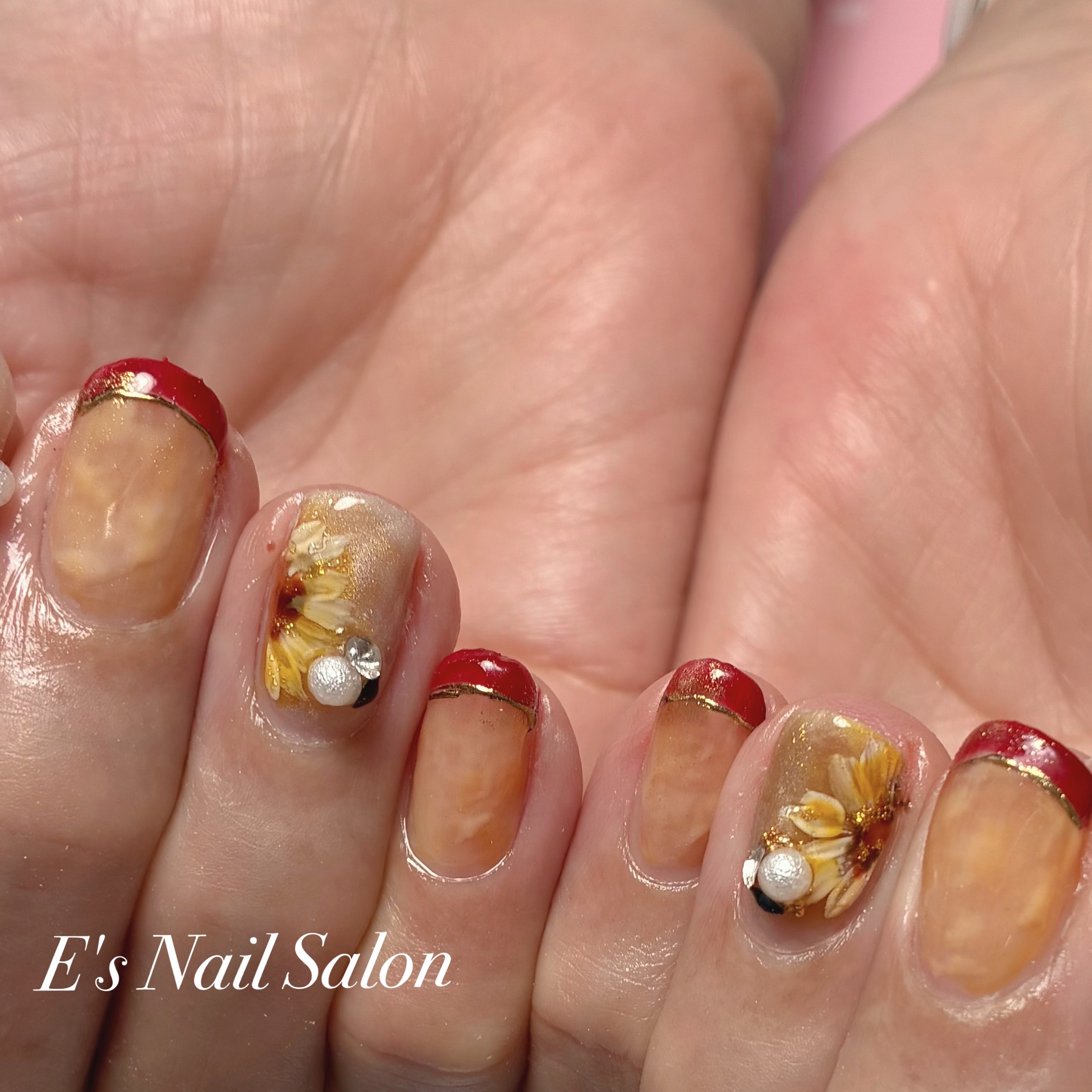 es_nail_salon