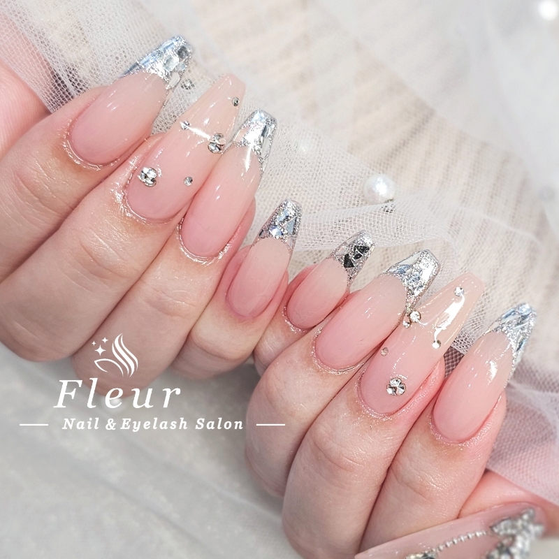 Fleur__nail