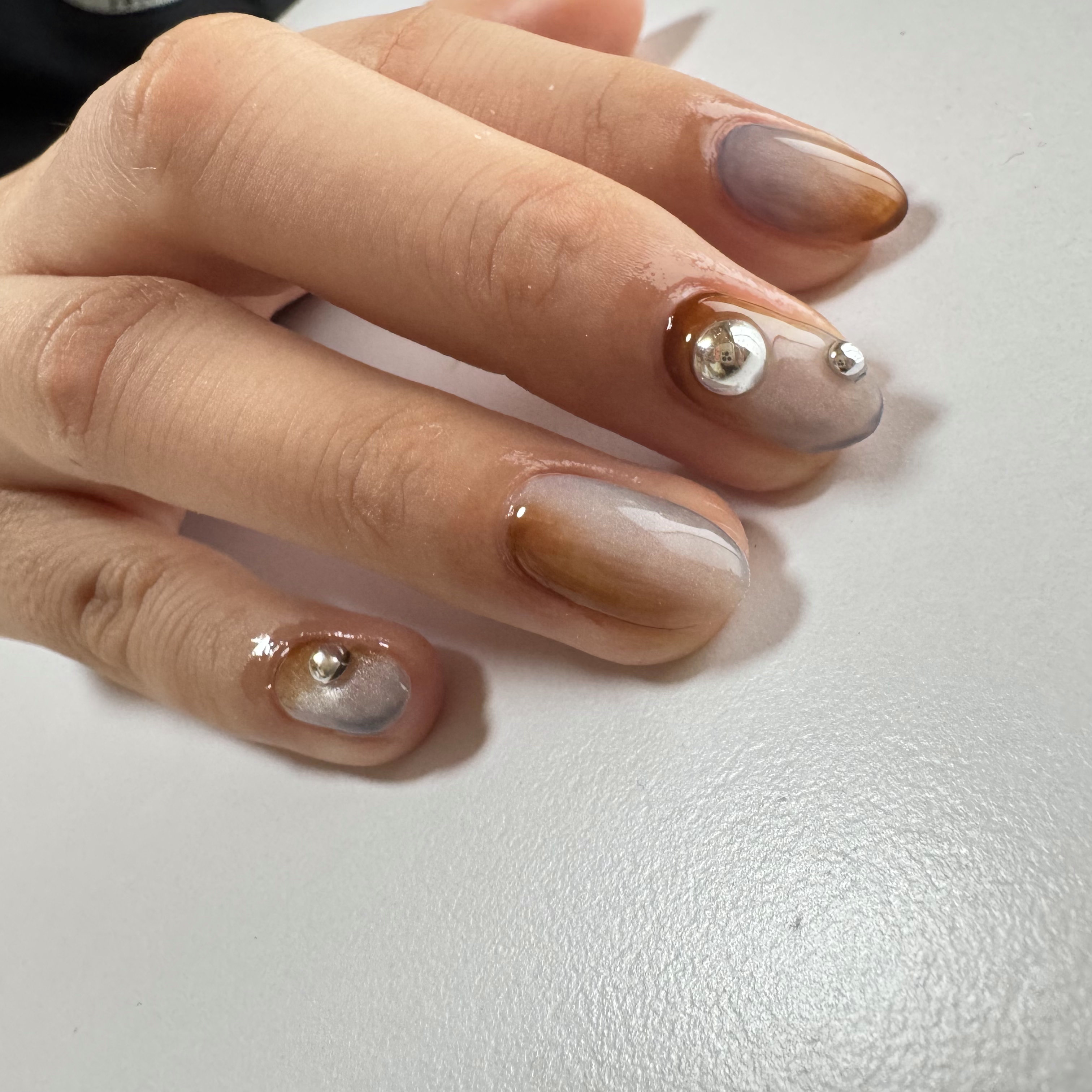 muni.nail