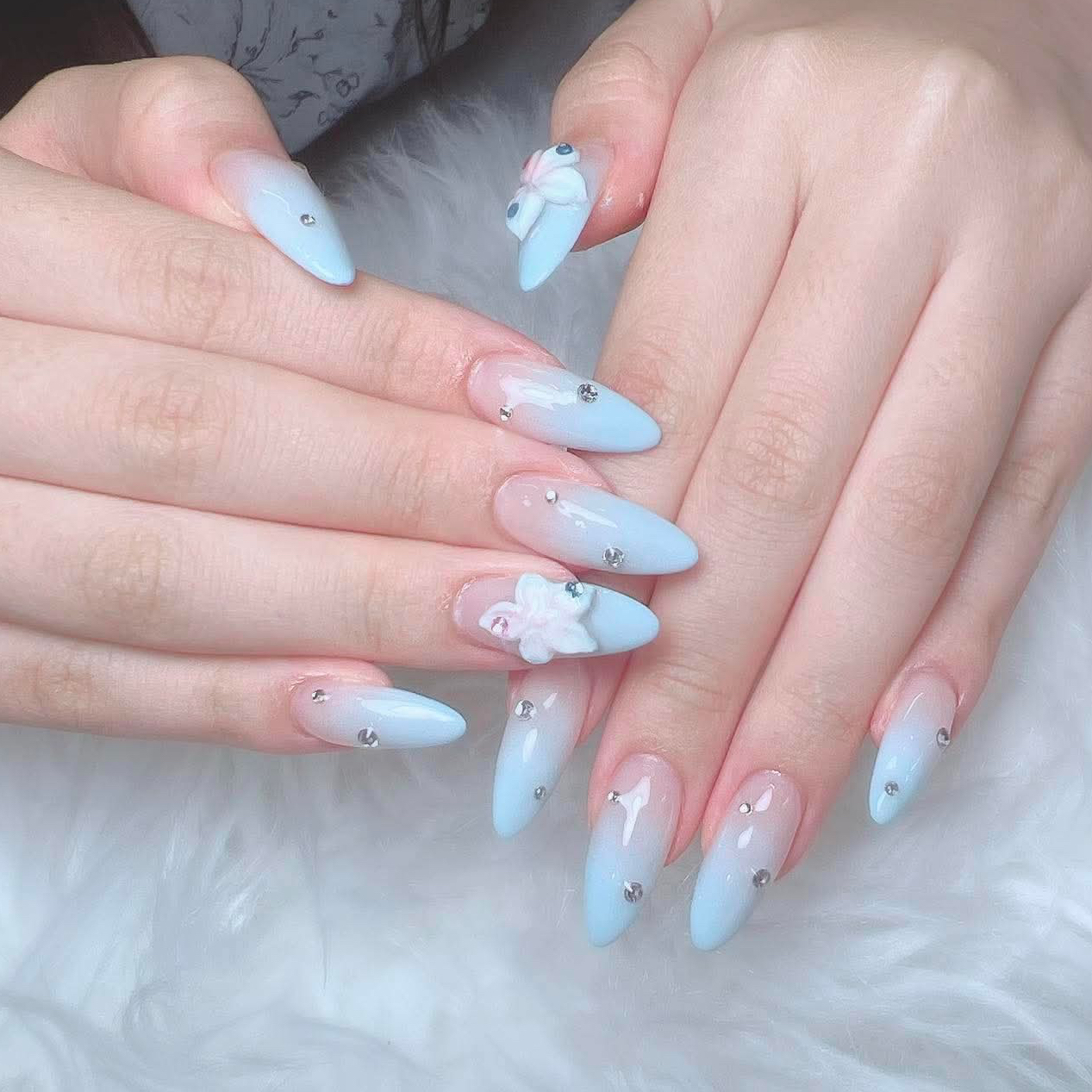 suki.Nail