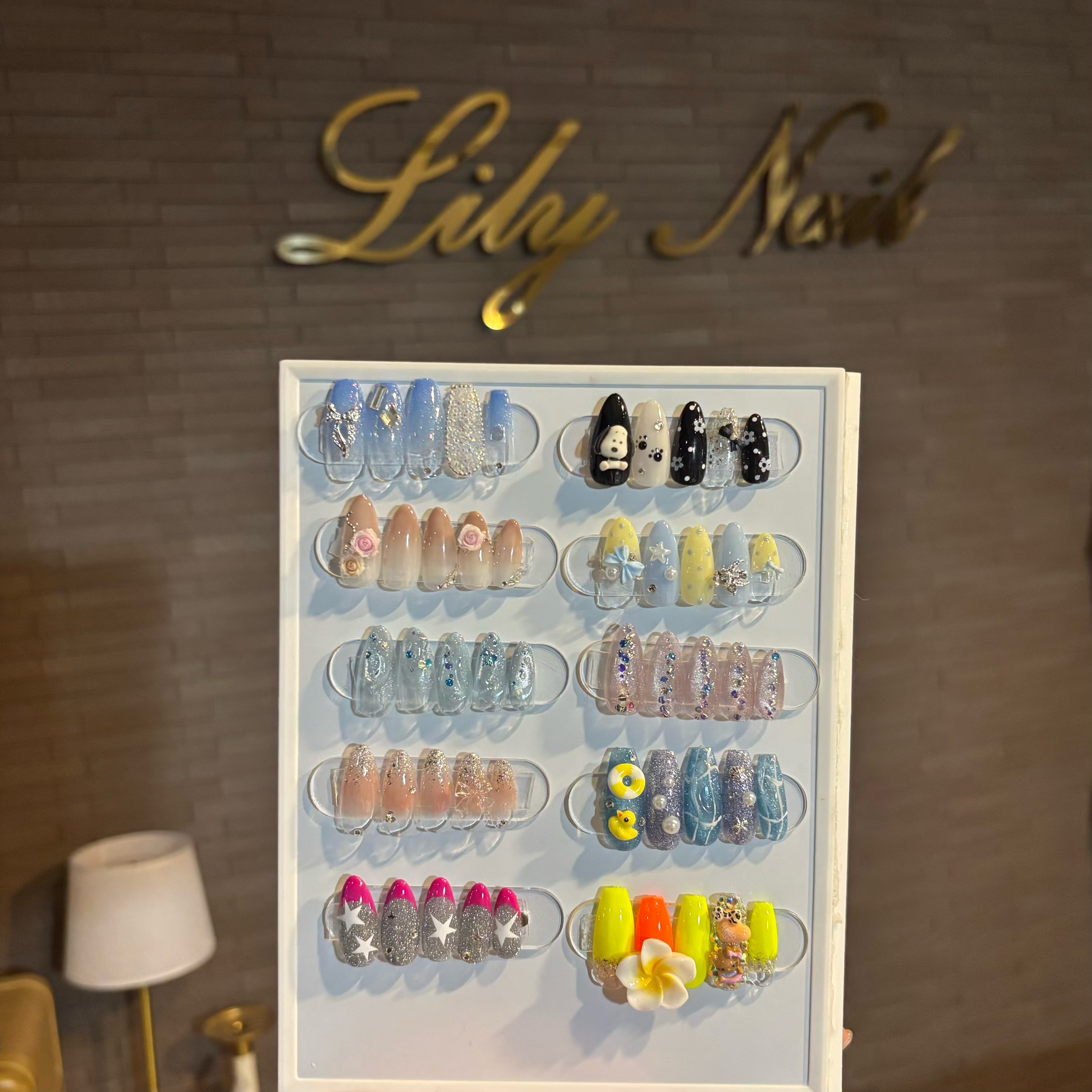 lily_nail2525