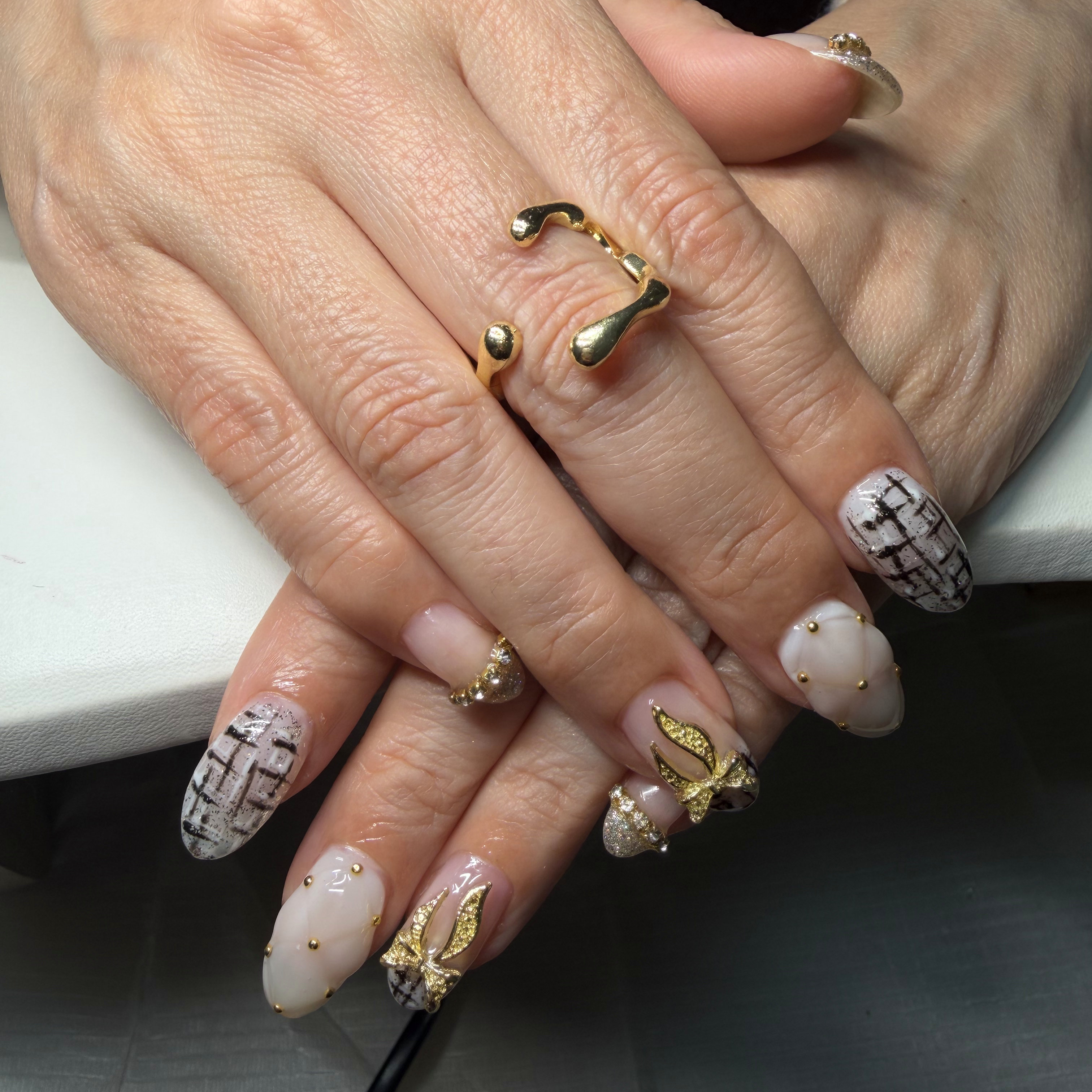 tinails