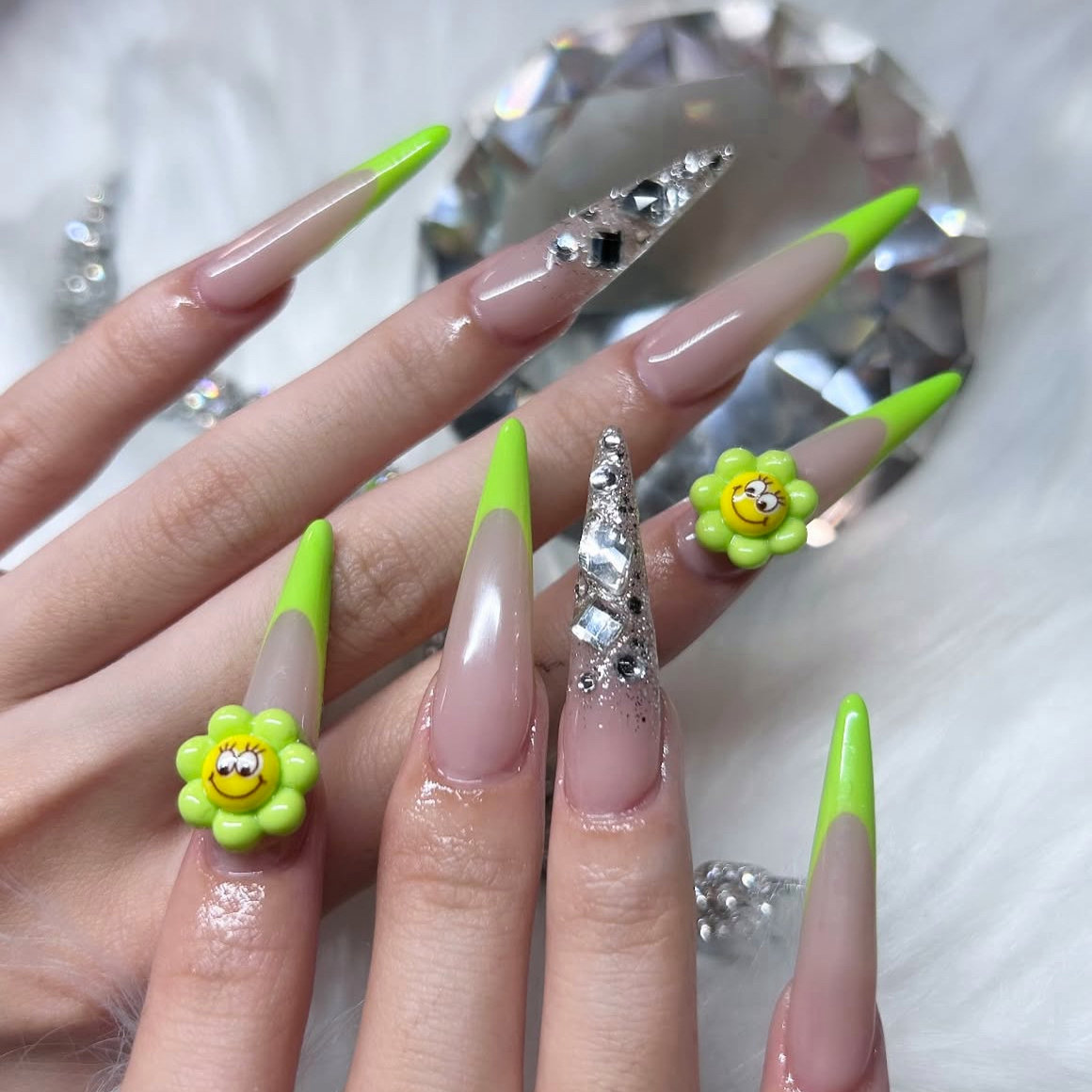 nail_mio0316