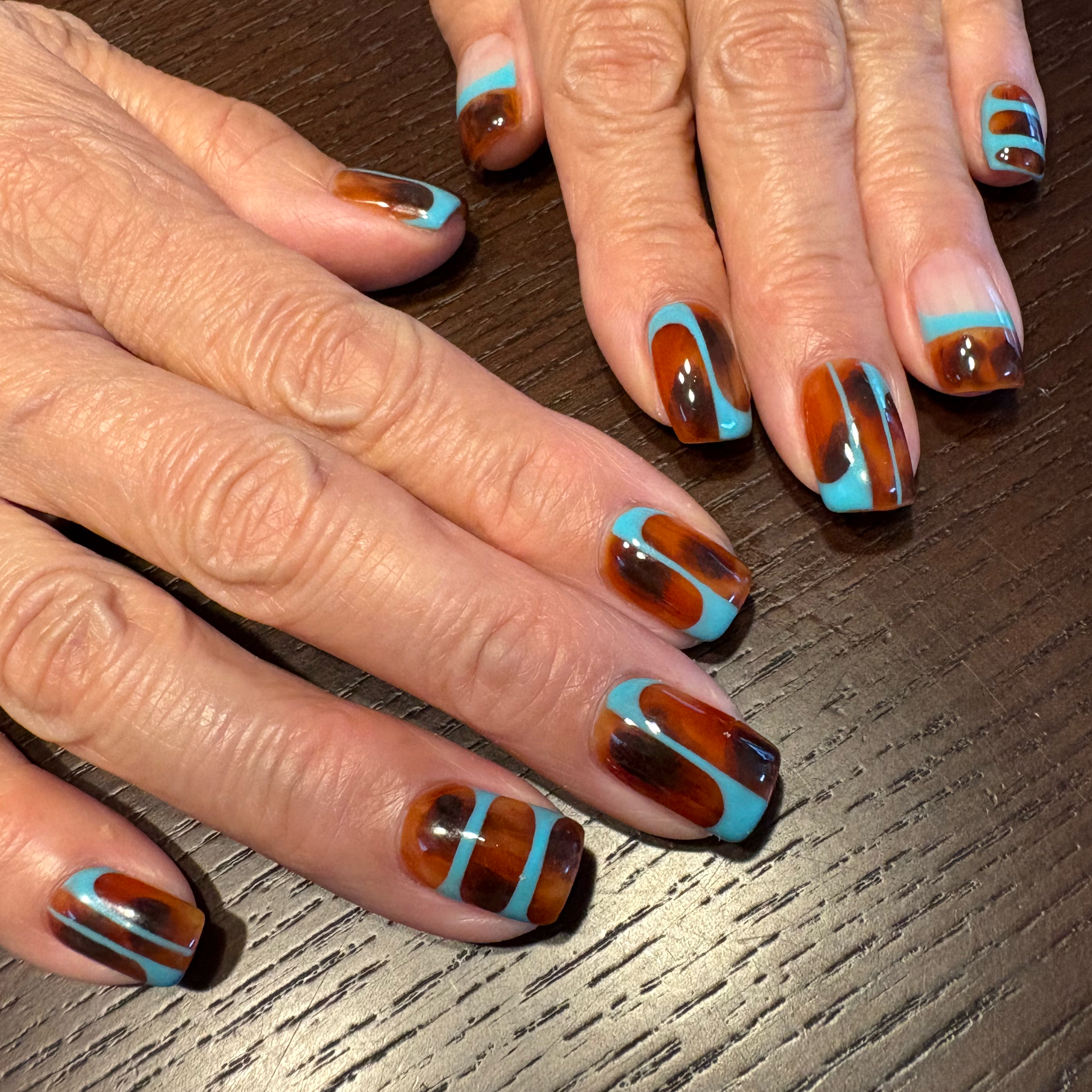 ..ada..nail