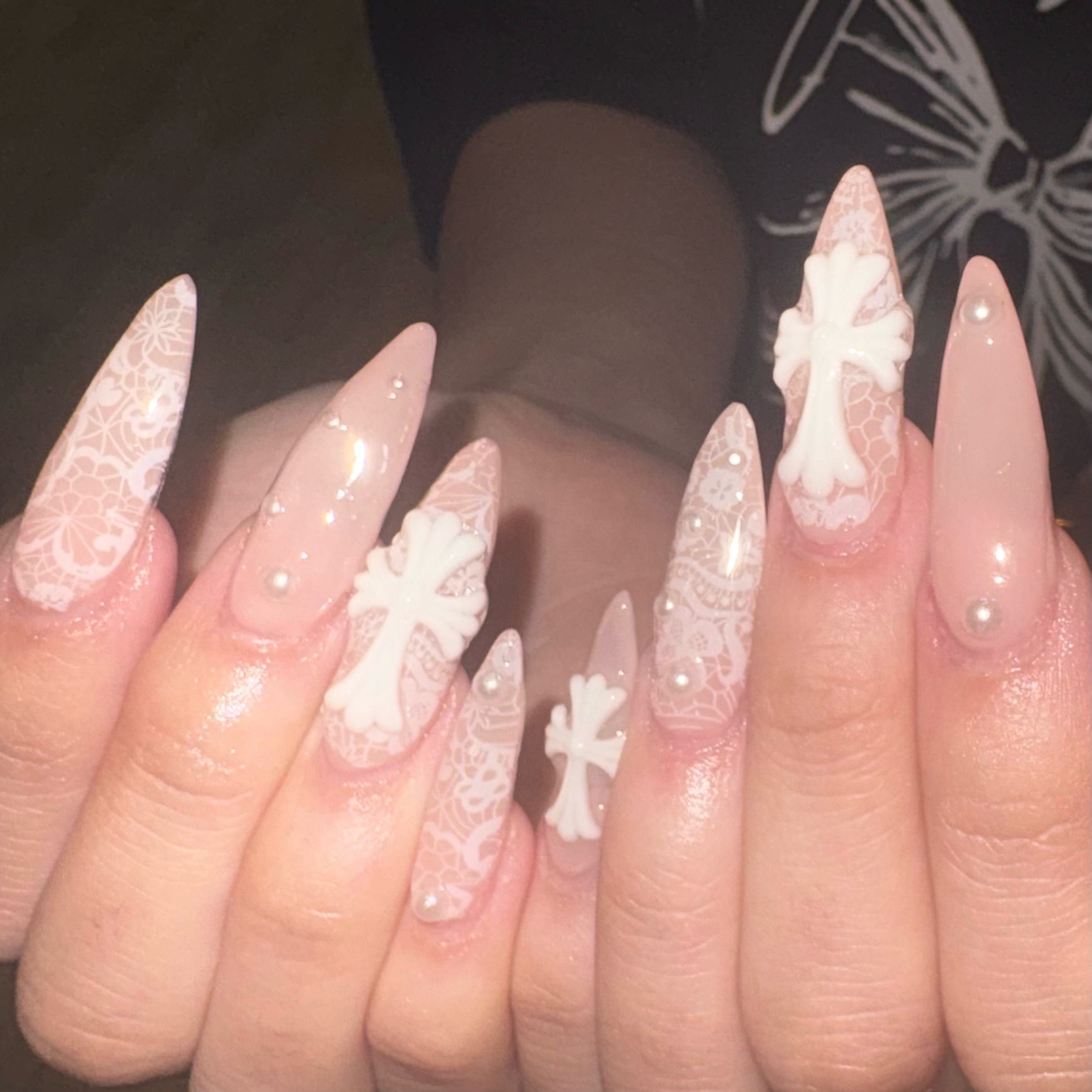 aoi._trunail