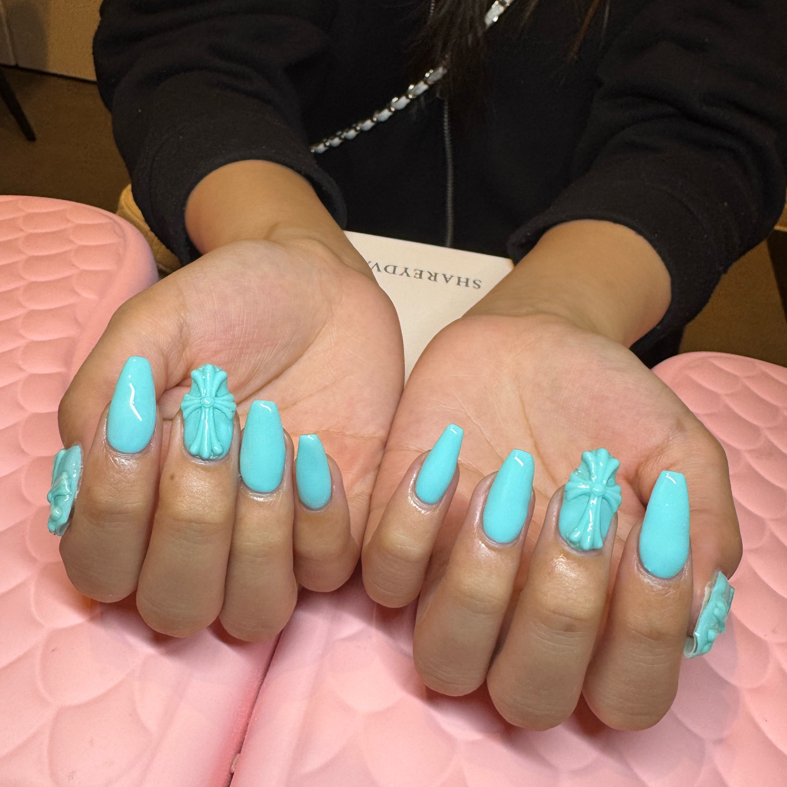 nailsalongia