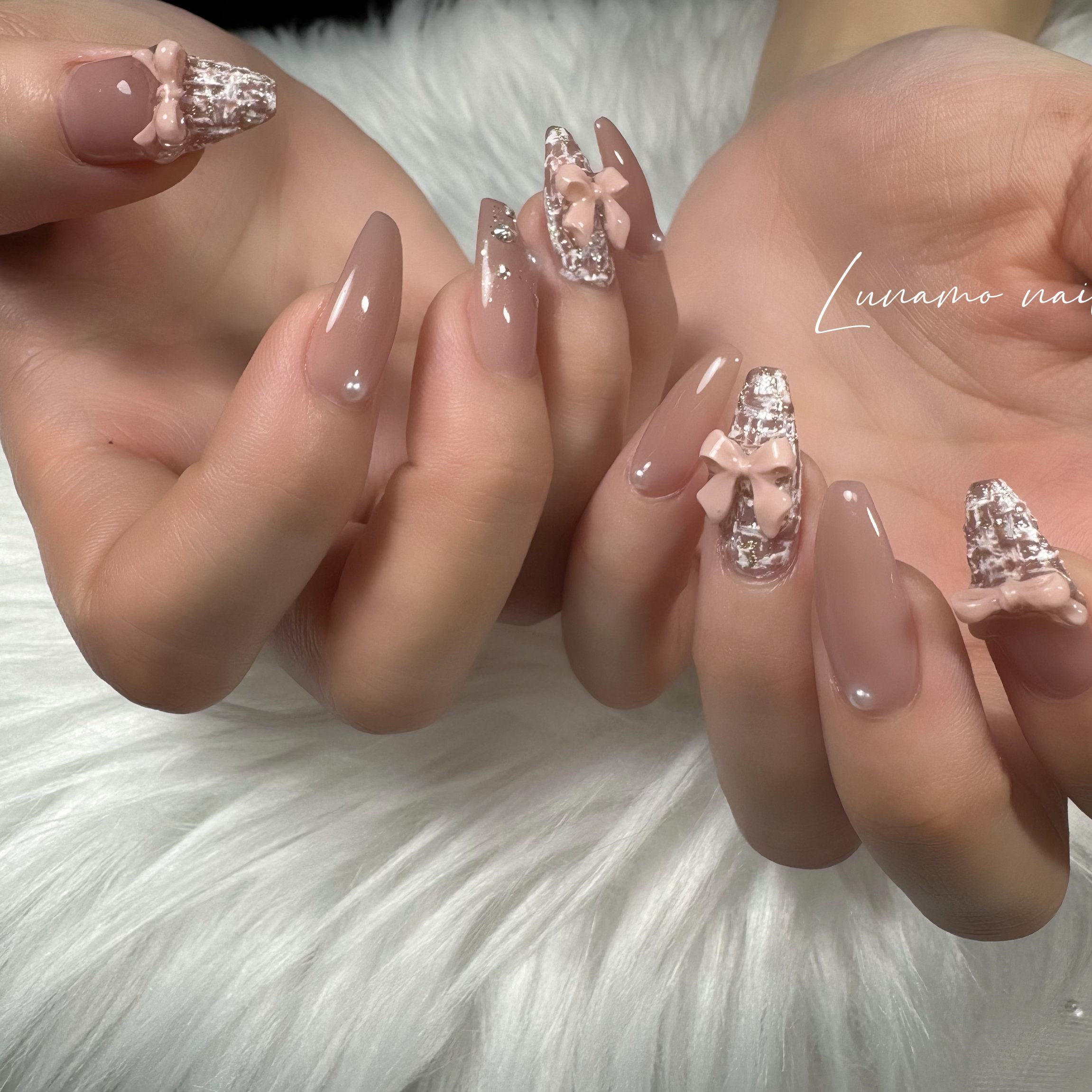 Lunamo_nail